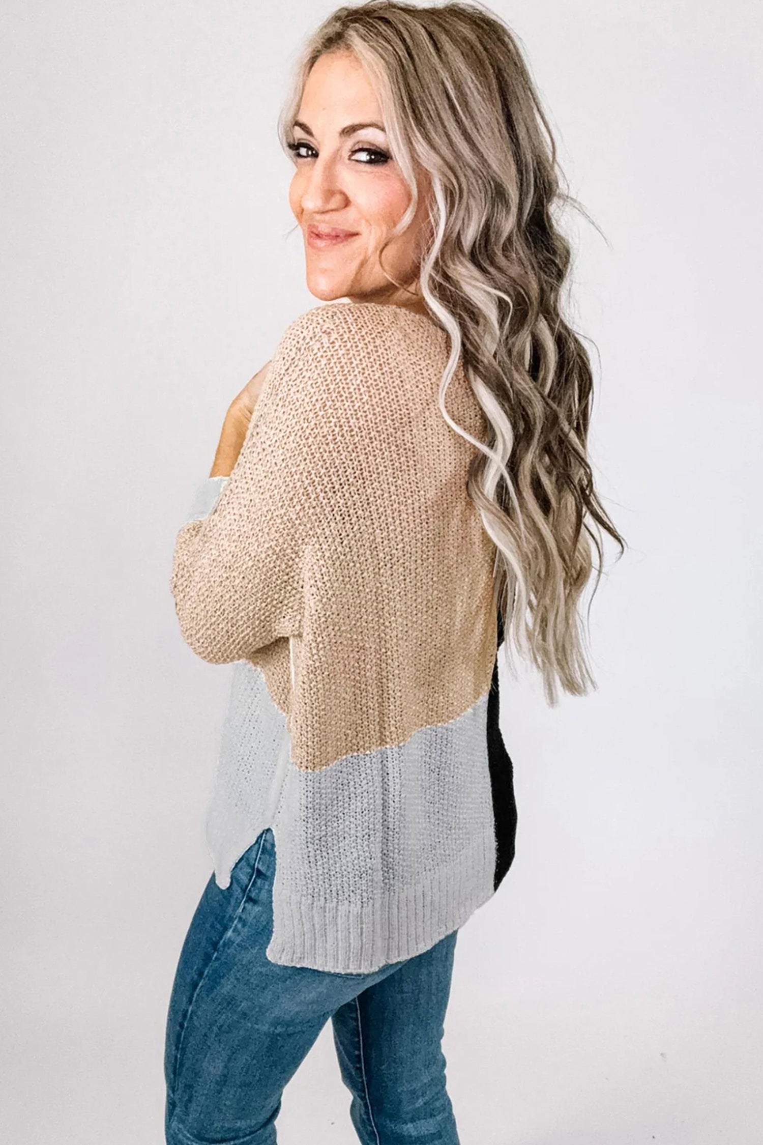 Colour Block Knit V-Neck Sweater - eAura