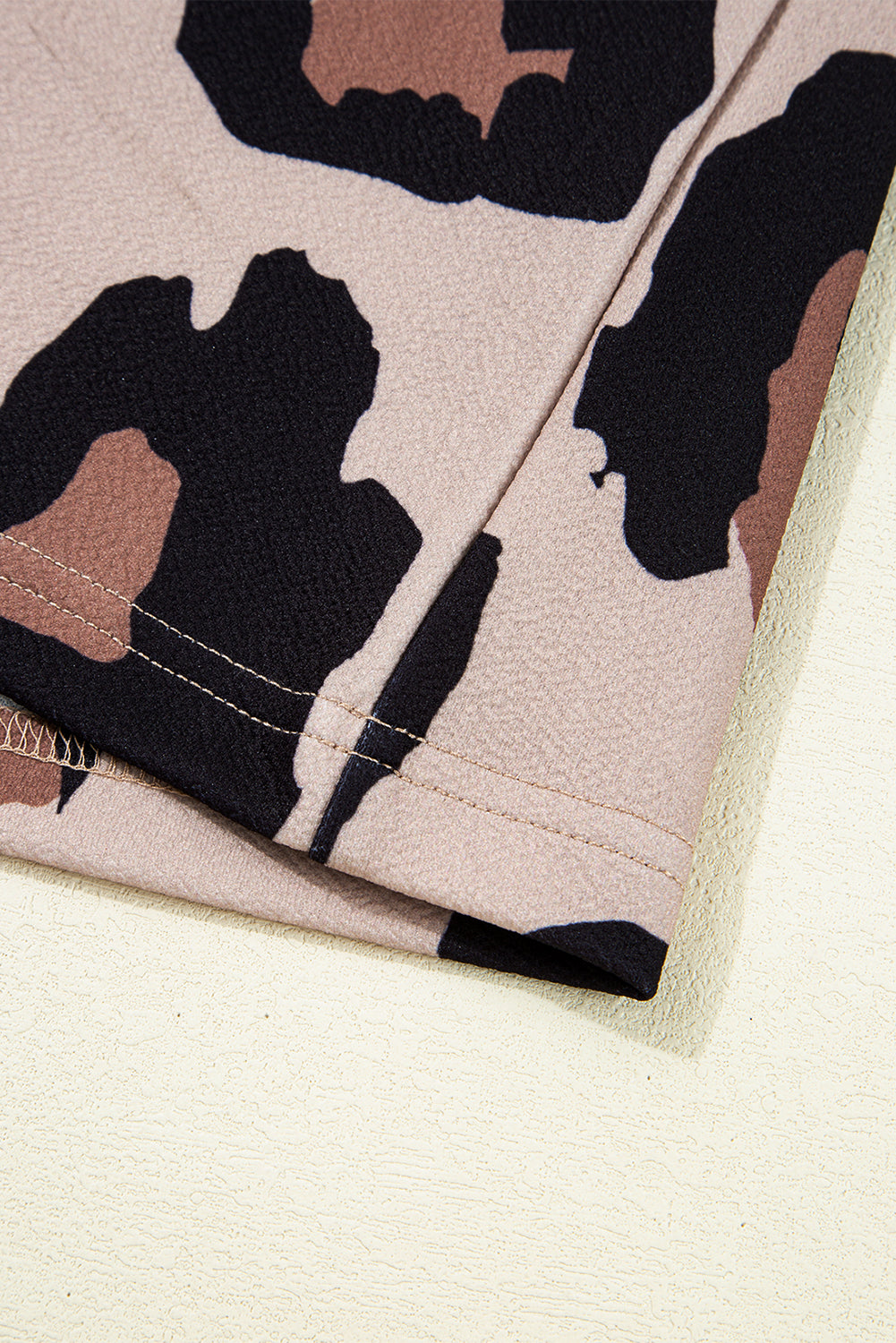 Khaki Leopard Crew Neck Cap Sleeve Casual Tee eAura