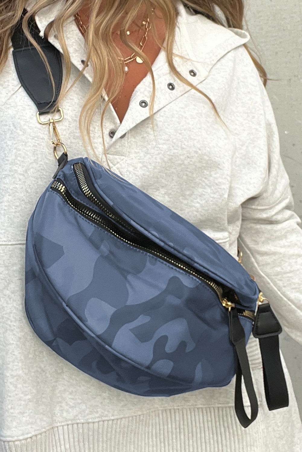 Black Camouflage Print Double Zipper Crossbody Bag