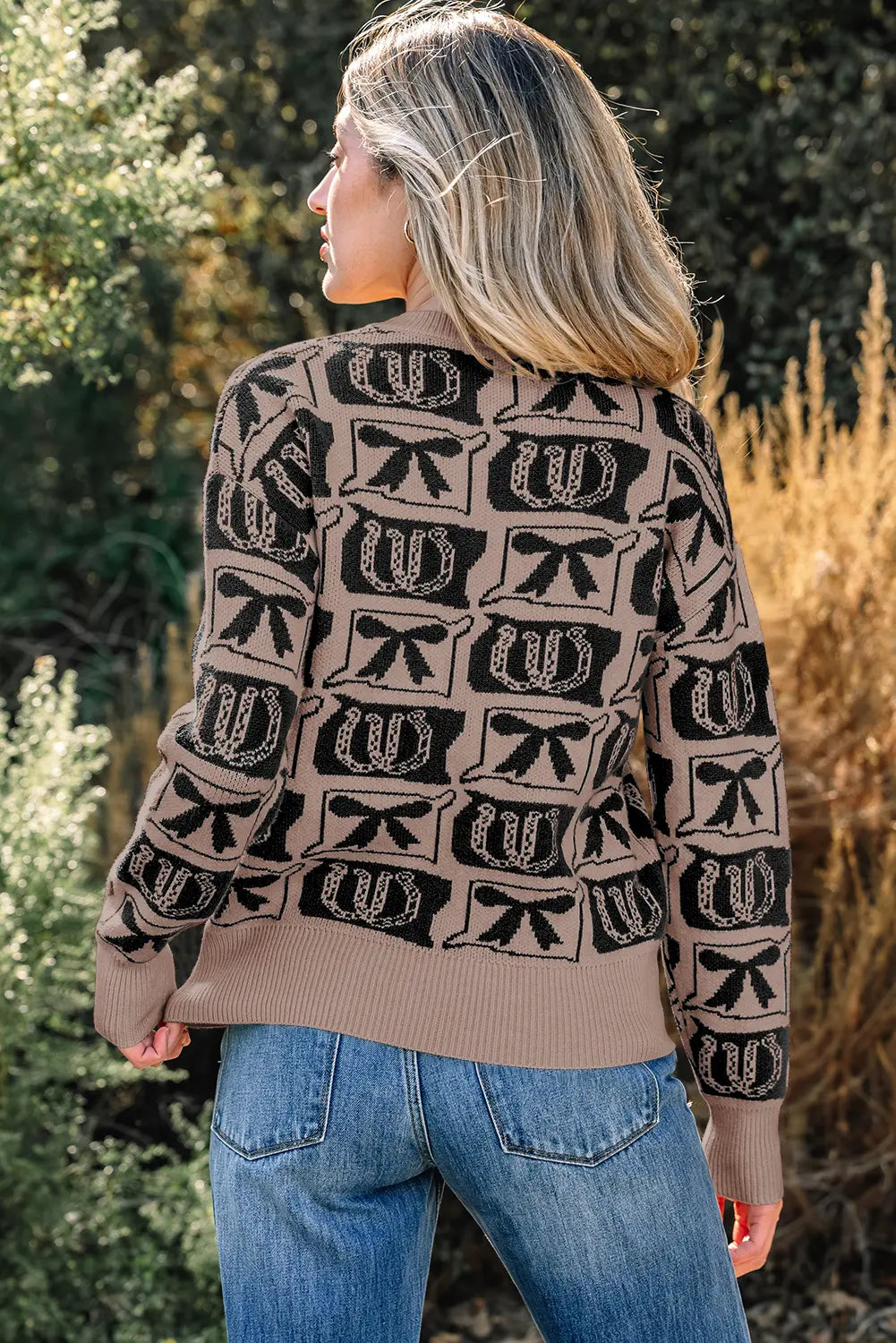 Bows & Horseshoes Pattern Western Fashion Print Sweater – Black