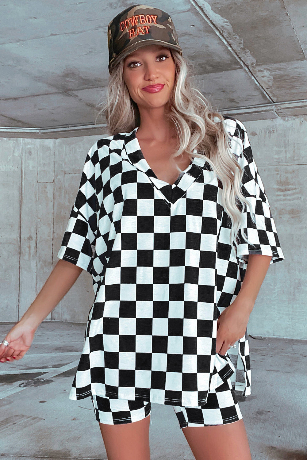 Checkerboard Print V Neck Loose Tee and Shorts Lounge Set eAura