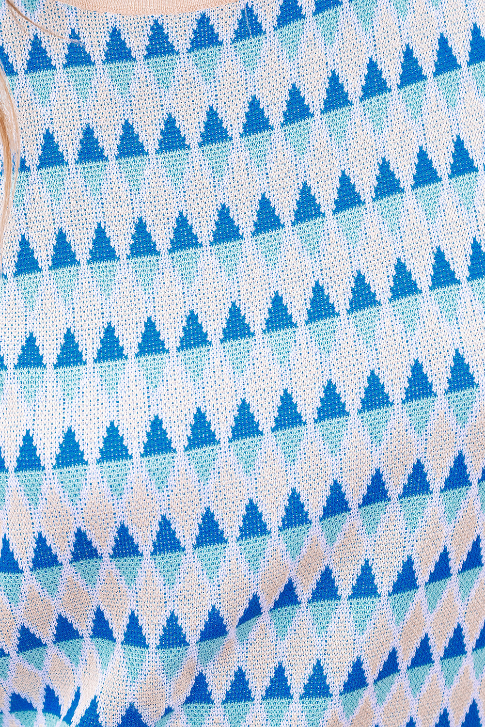 Sky Blue Stripe Geometric Print Round Neck Slim Fit Sweater Vest eAura