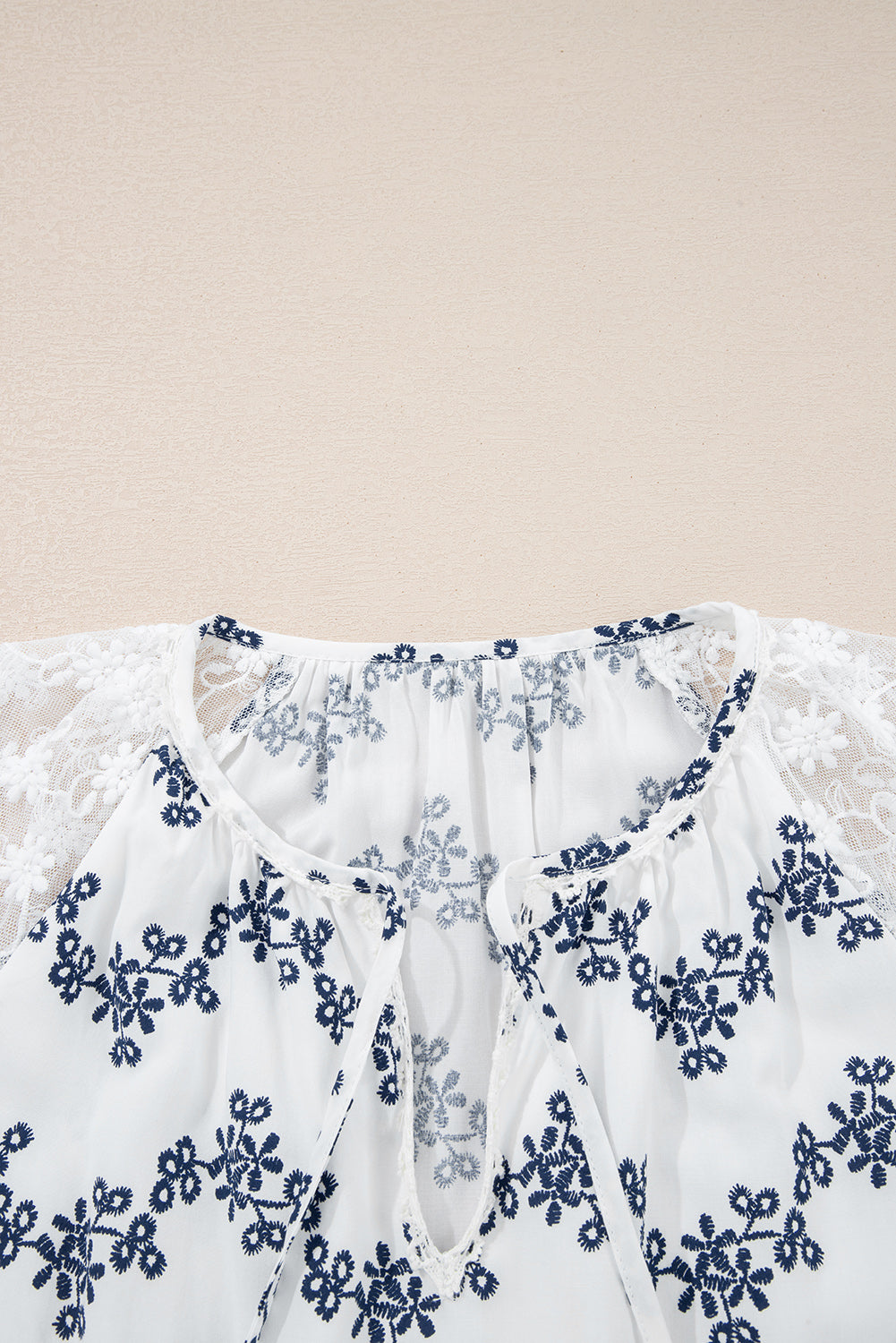 Lace Patchwork Floral Bubble Sleeve V-Neck Blouse - Tops/Blouses & Shirts