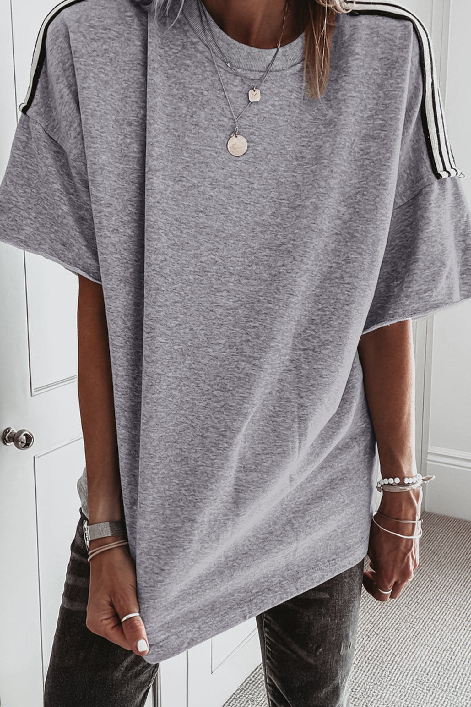 Patchwork Detail Raw Edge Oversize Tee – Light Grey