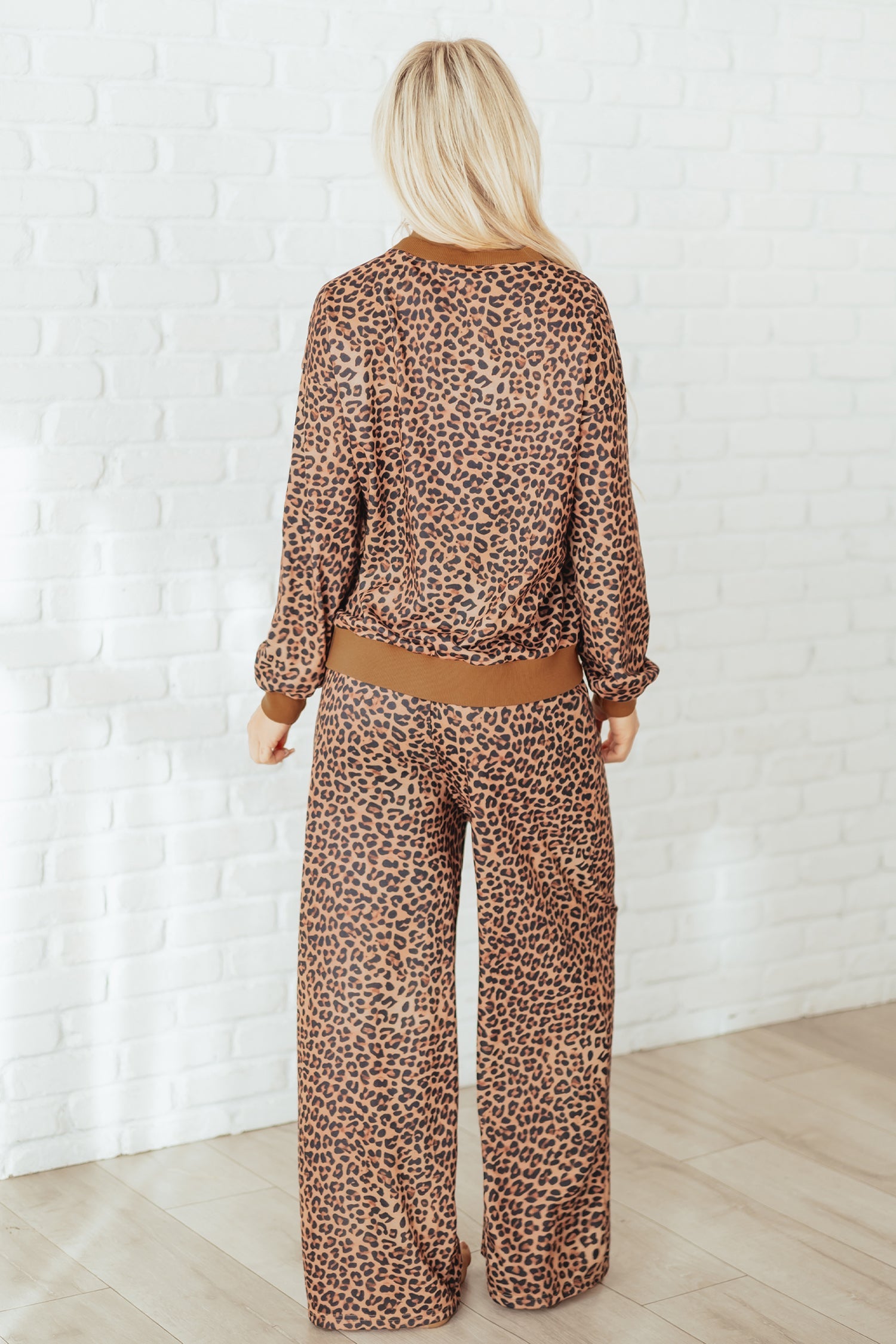 Leopard Pullover and Pants Co-ord Outfit with Bow Embroidery - eAura