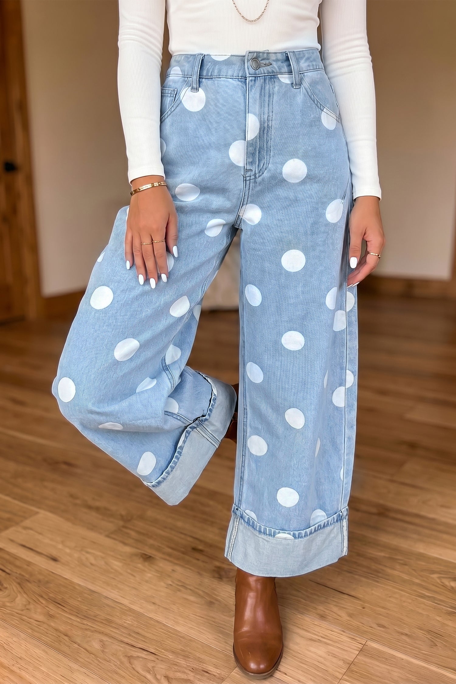 Polka Dot Ankle-Length Metal Button Casual Jeans – Brown