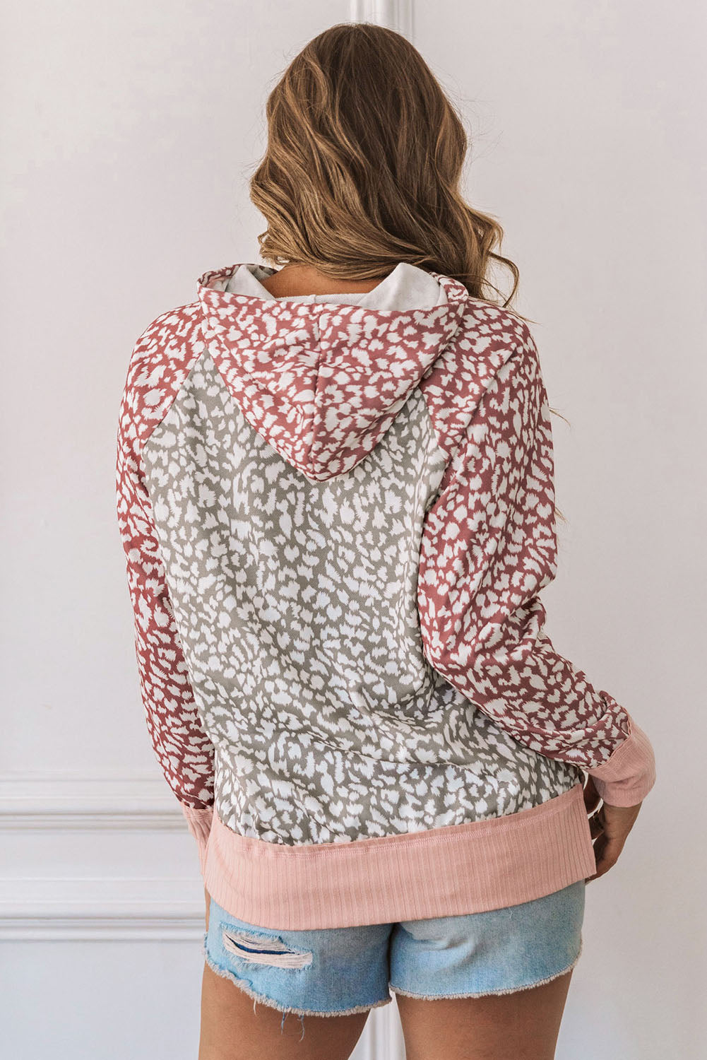 Pink Leopard Long Sleeve Hooded Sweatshirt eAura