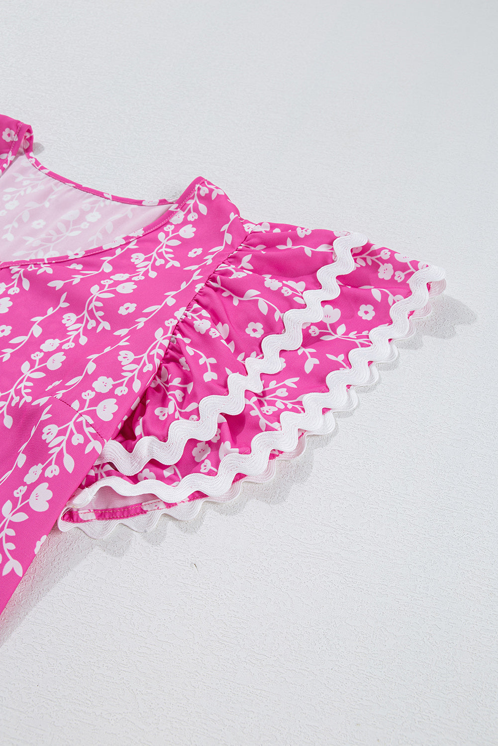 Pink Floral Print Ric-rac Tiered Ruffled V Neck Blouse eAura