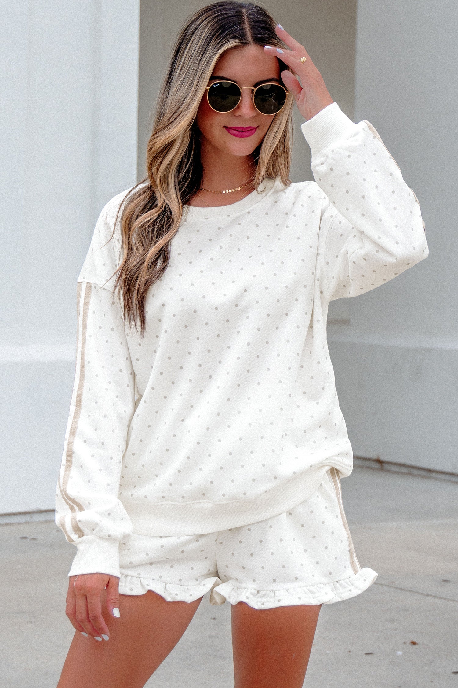 Polka Dot Print Side Stripe Detail Casual Sweatshirt 2pcs Short Set – White