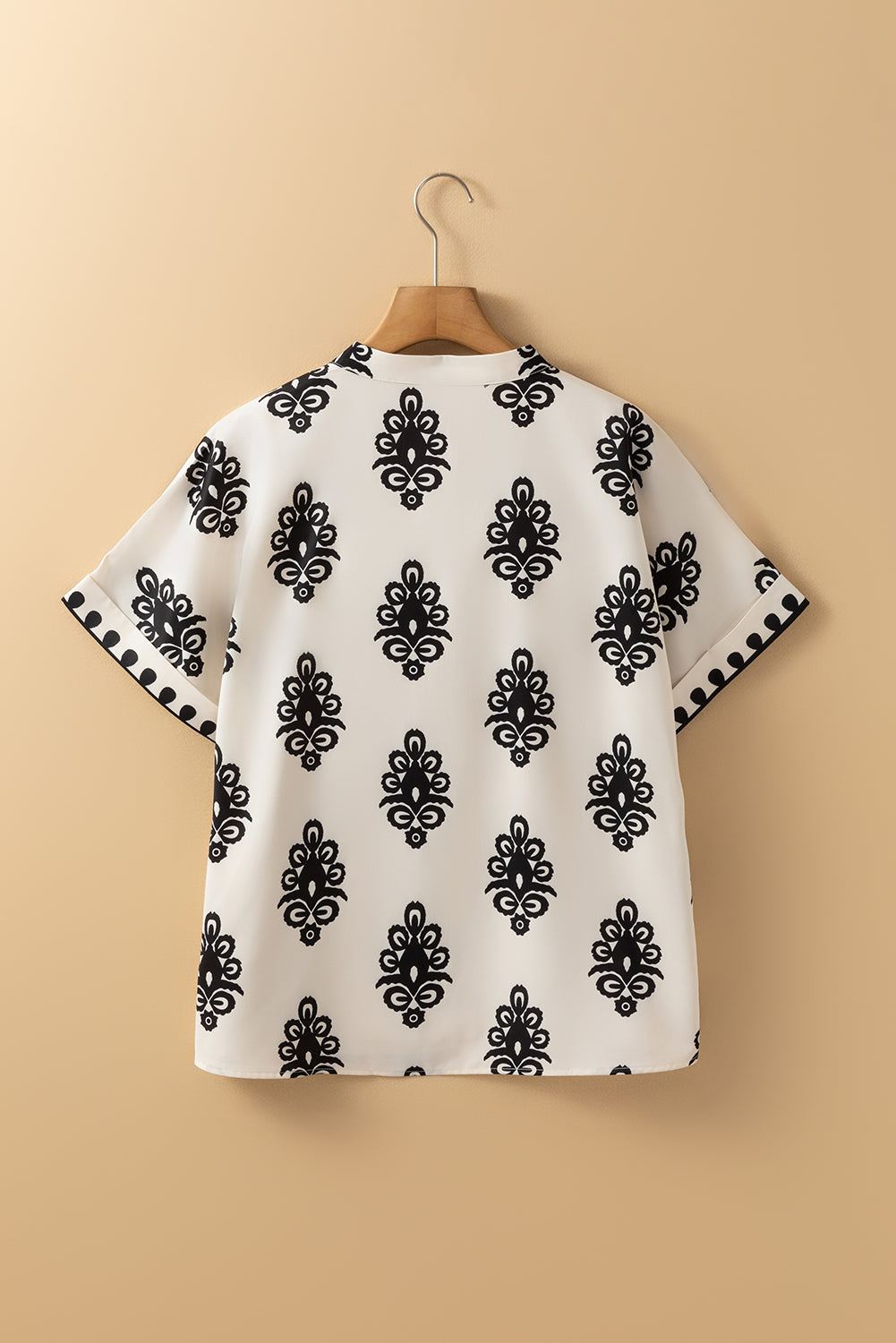 Black Geometric Print Short Sleeve V Neck Blouse eAura