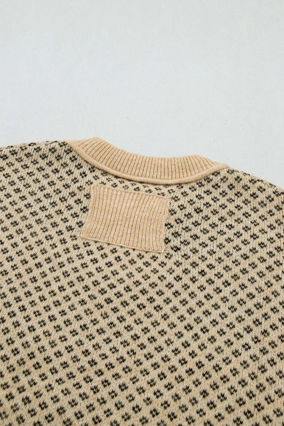 Geometric Print Drop Shoulder Round Neck Long Sleeve Sweater – Khaki