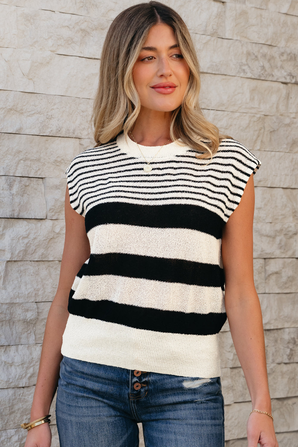 Black white Striped O Neck Sweater Vest eAura