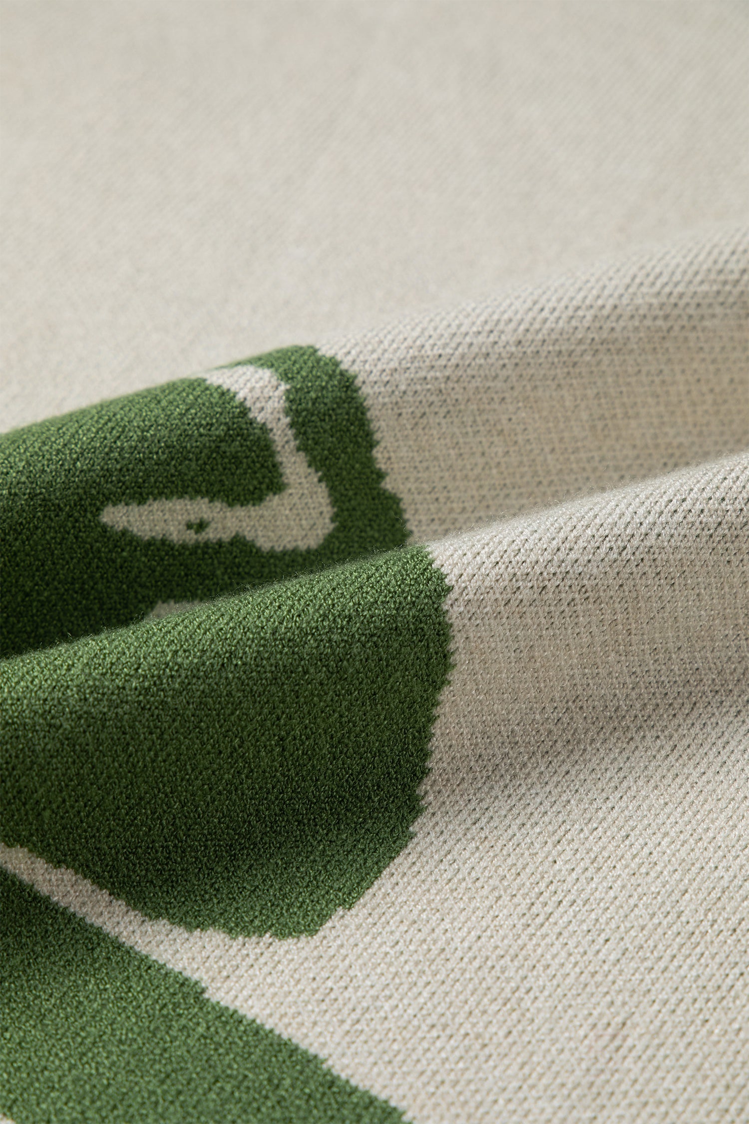 Bold Flower Pattern Wide Sleeve Overside Sweater - eAura