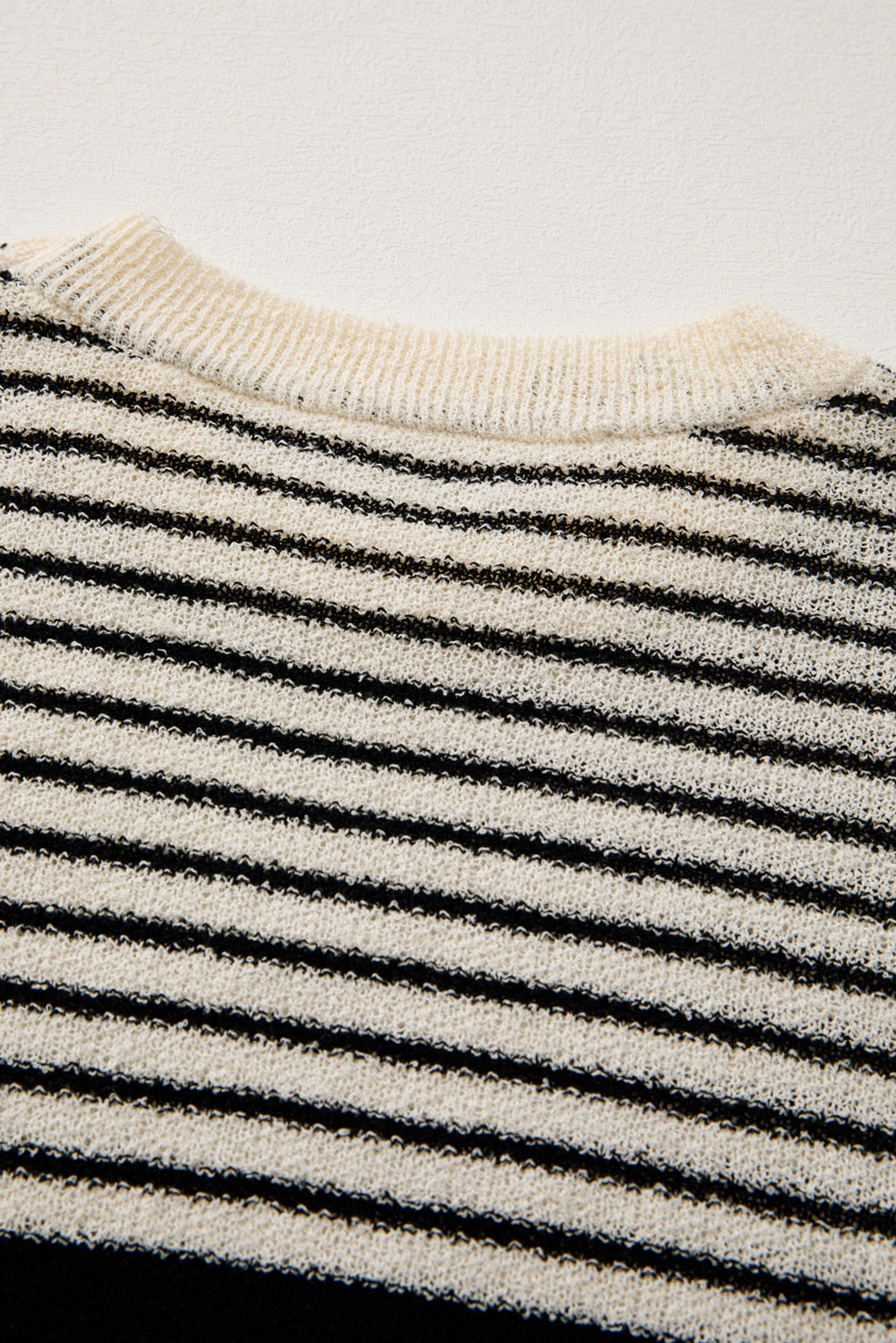 Black white Striped O Neck Sweater Vest eAura