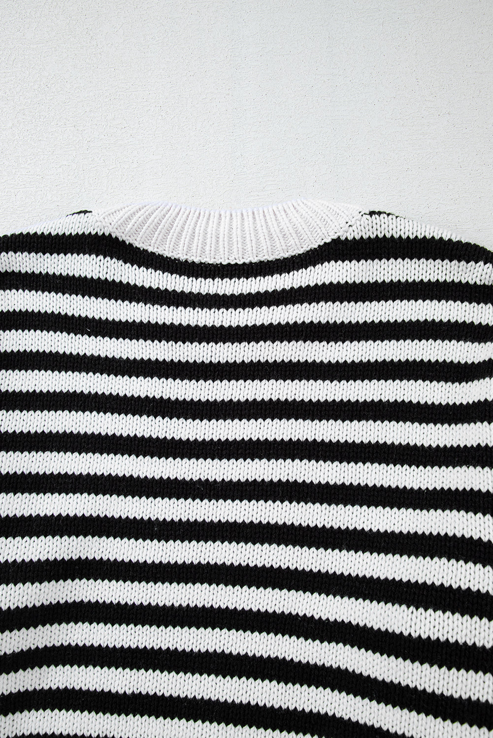Black white Striped Drop Shoulder Bishop Sleeve Knit Sweater eAura