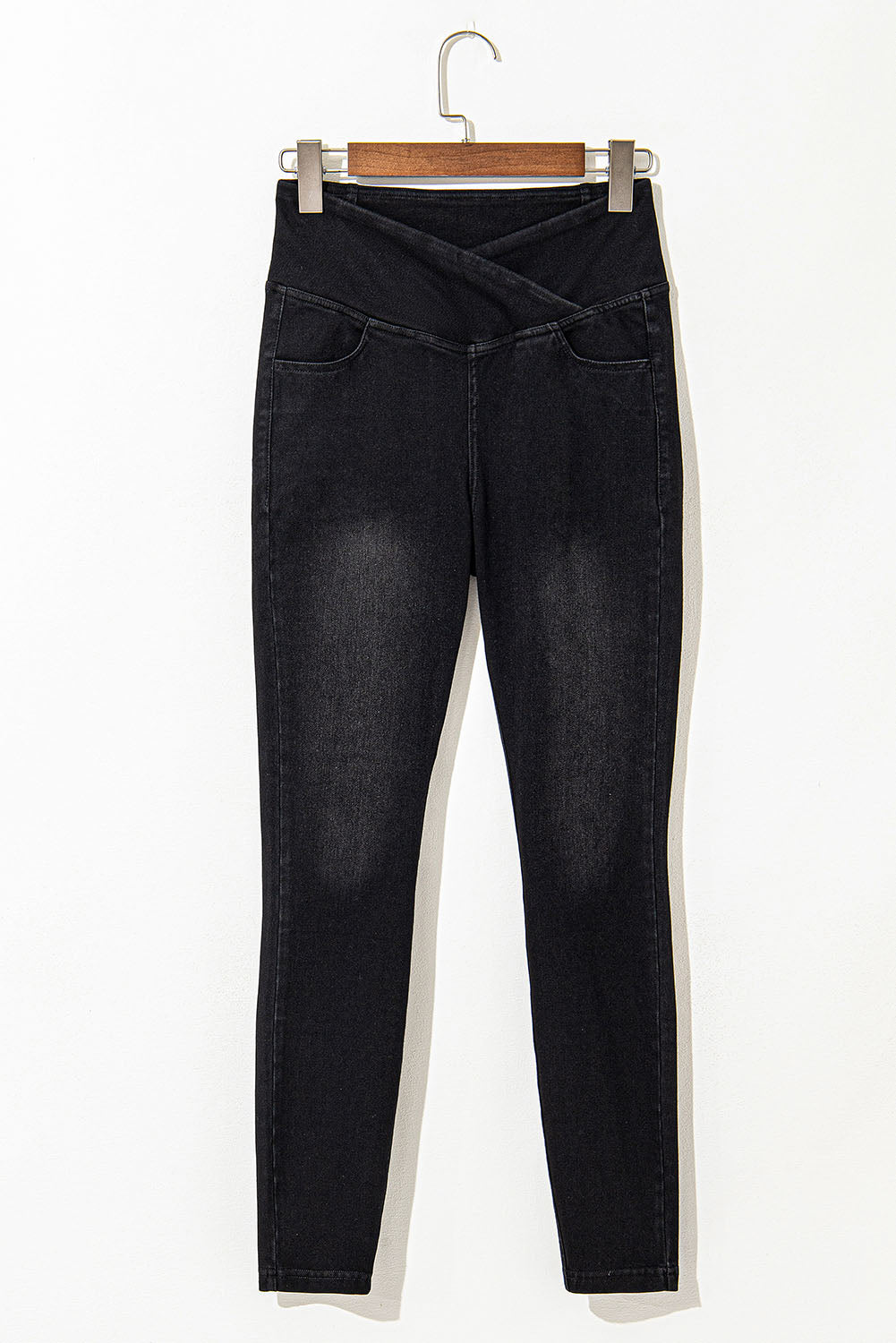 Black Arched Waist Stretchy Slim Fit Jeggings Beagle Boutique Fashion Outlet