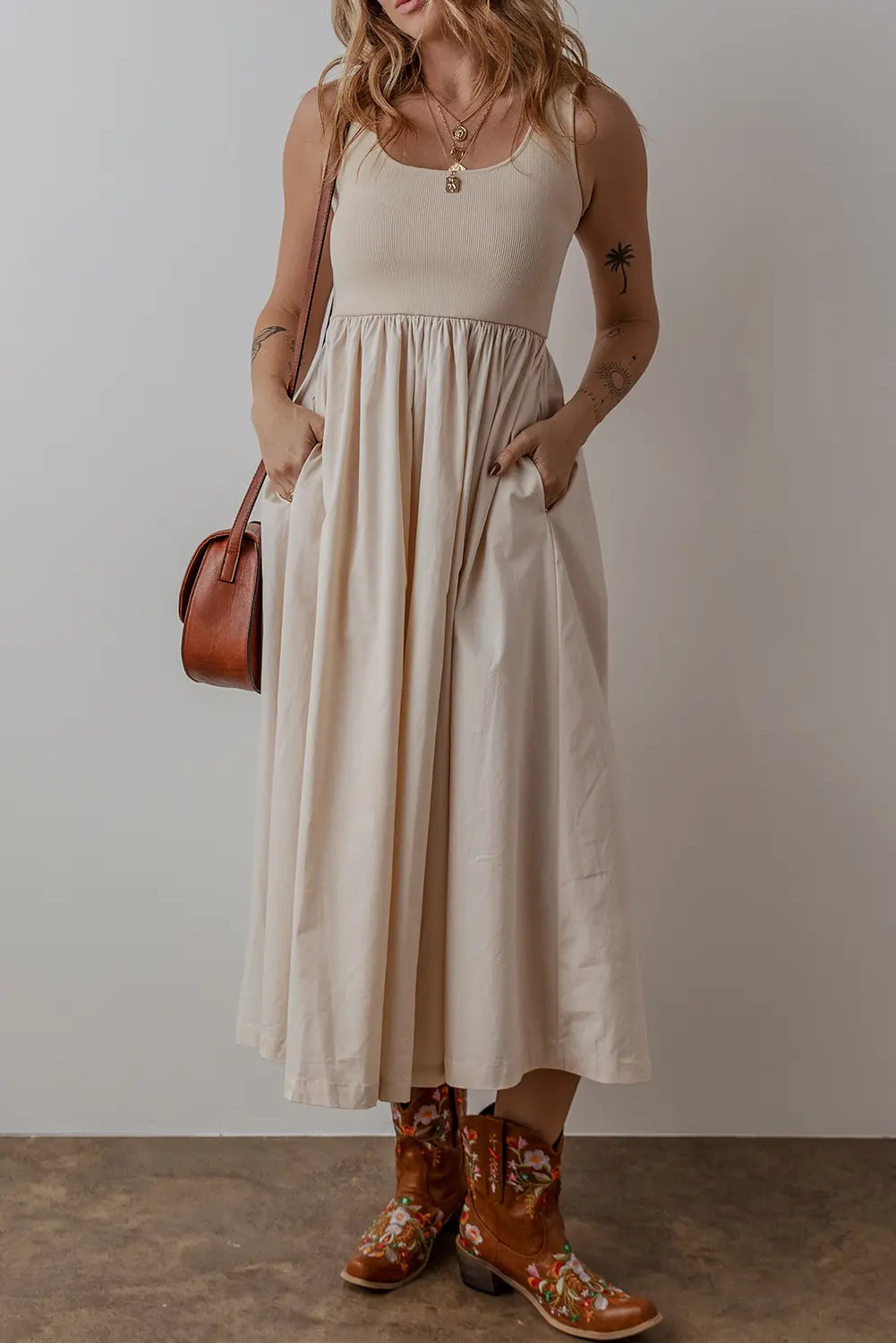 Scoop Neck Ribbed Pleated Sleeveless Midi Dress