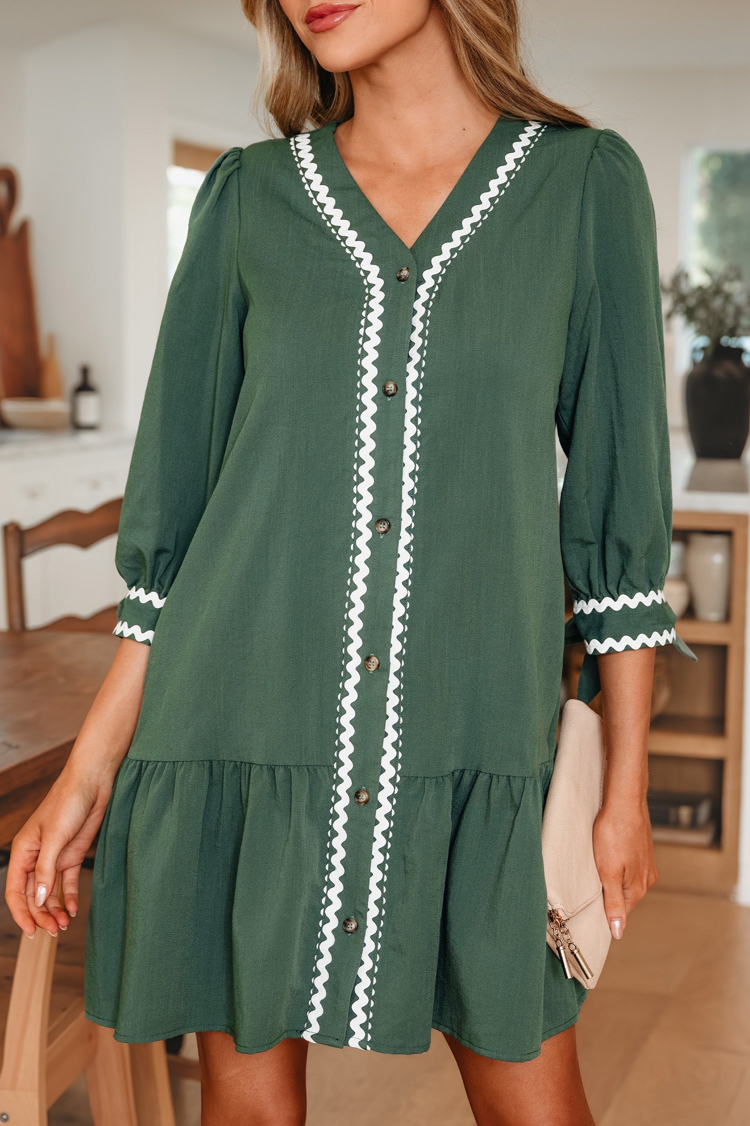 Contrast Ricrac Trim Button V-Neck Knotted Bracelet Sleeve Shift Dress - Dresses/Mini Dresses