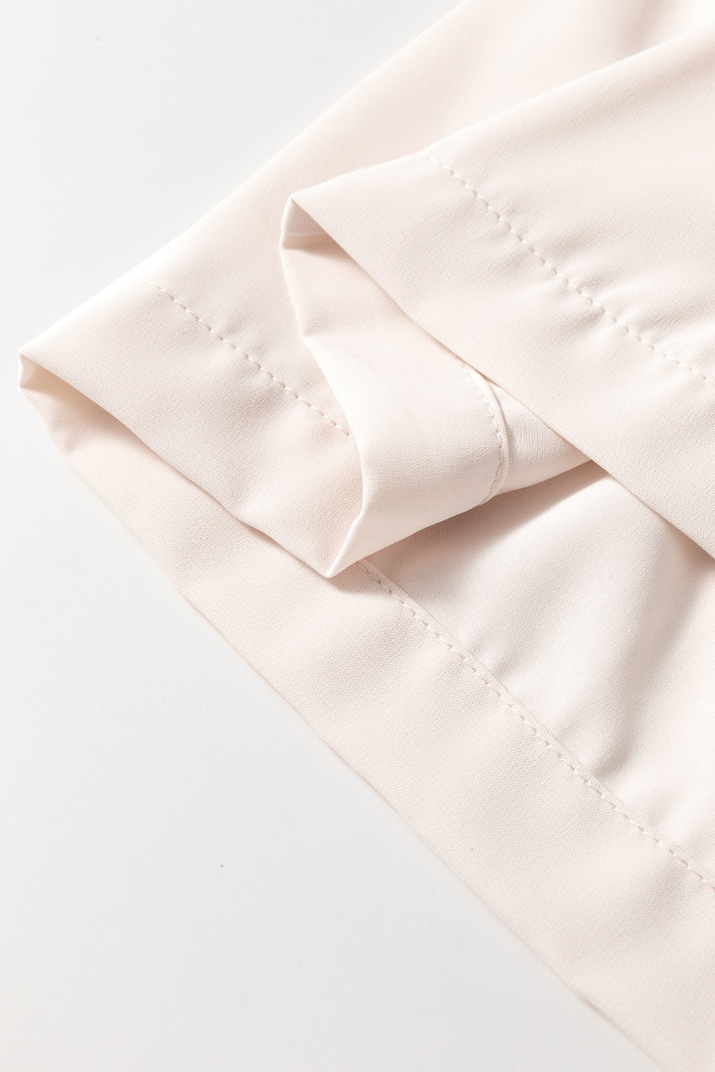 White Bow Tie Short Puff Sleeve Ruffle Hem Blouse eAura