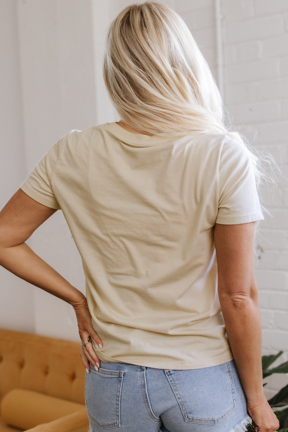 Beige LIVE YOUR BEST LIFE Crew Neck Western Graphic Tee eAura