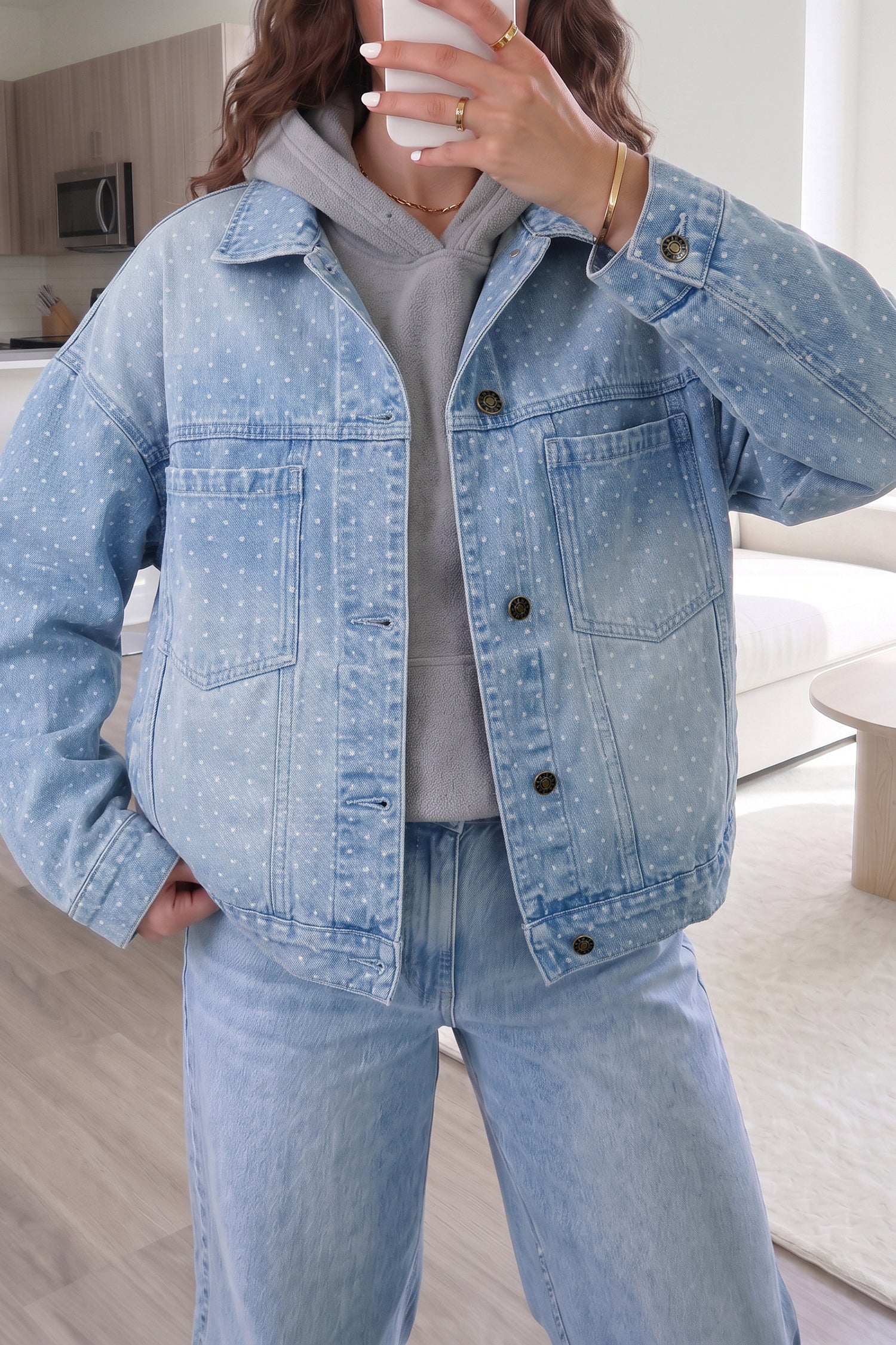 Sky Blue Polka Dot Long Sleeve Collar Pocket Casual Shift Silhouette Denim Jacket – Light Blue