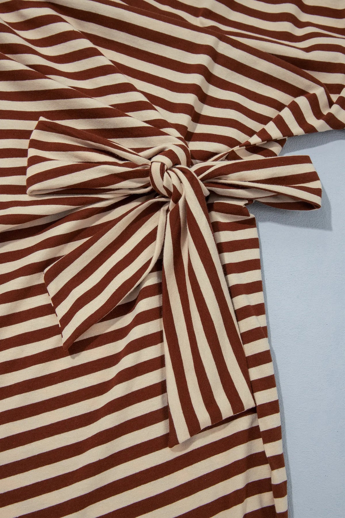 Striped Colourblock Cuffs Round Neck Long Sleeve Shift Dress – Brown Stripe