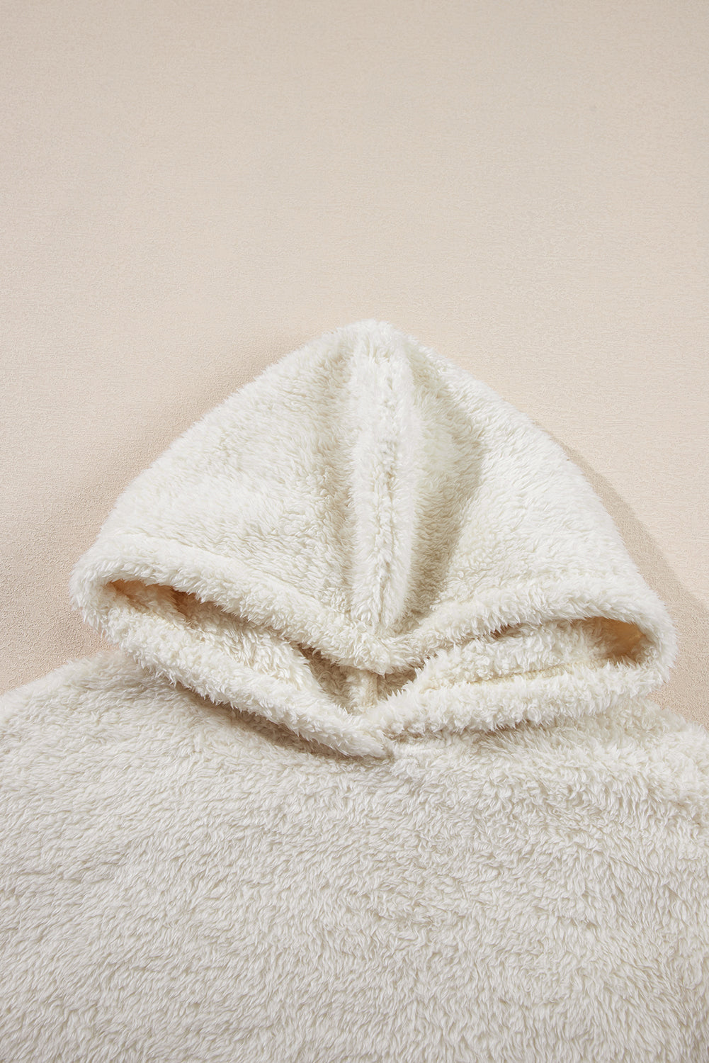 White Contrast Ribbed Edge Plush Hoodie eAura