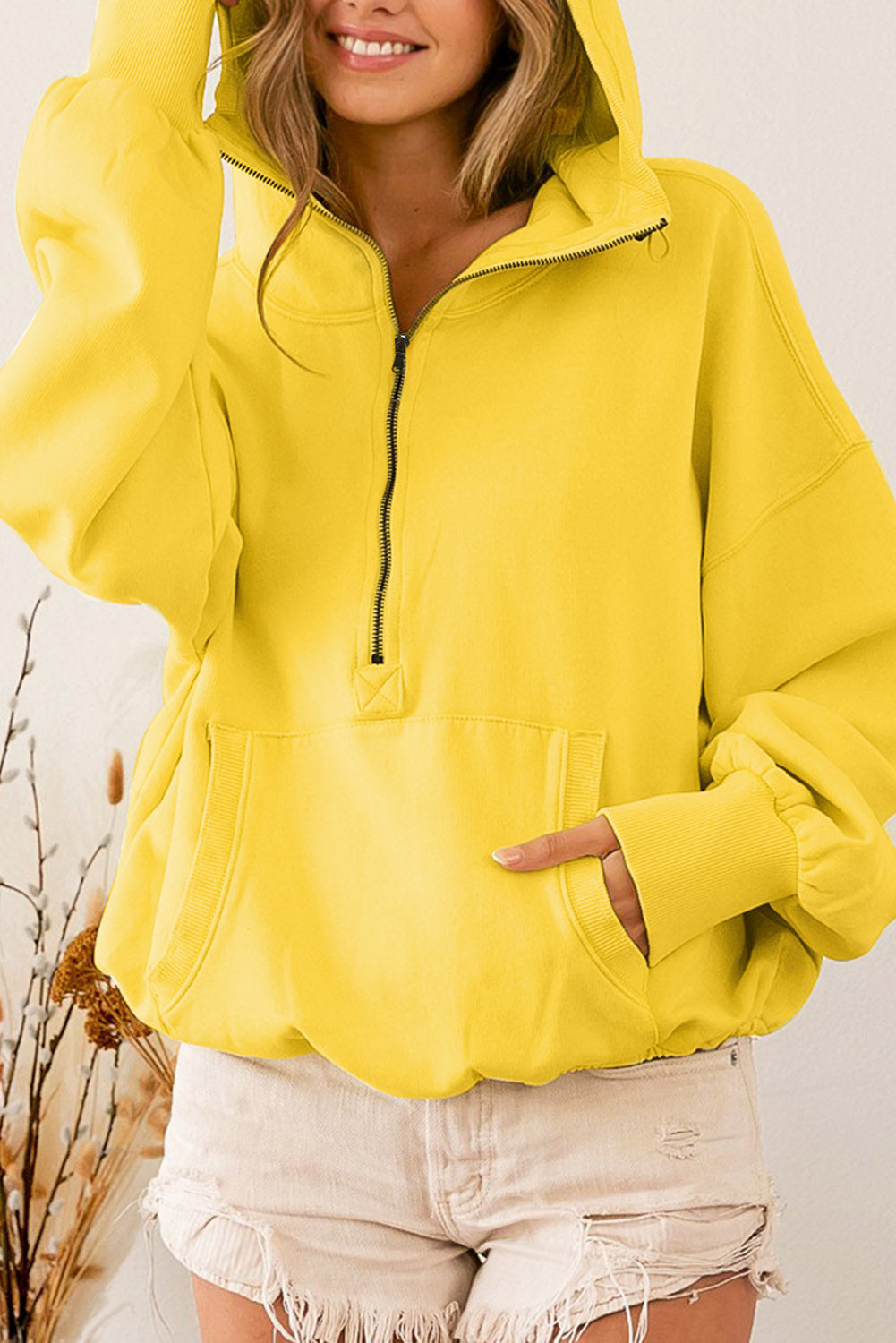 Beige Ribbed Trim Kangaroo Pocket Zipped Hoodie eAura