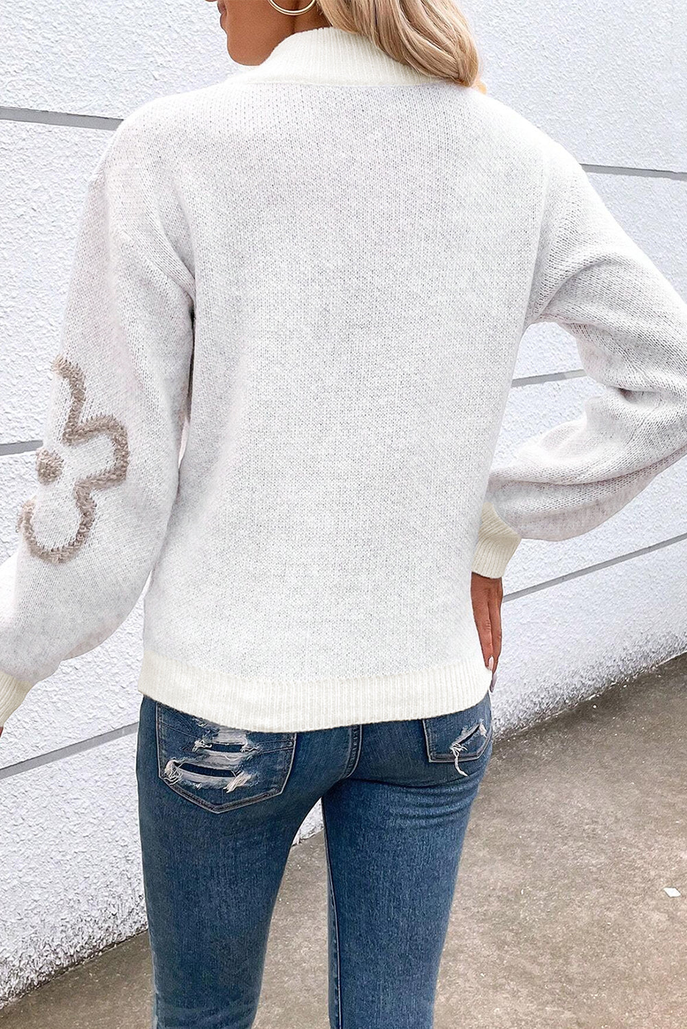 Parchment Contrast Flower Half Zipper Stand Neck Sweater eAura
