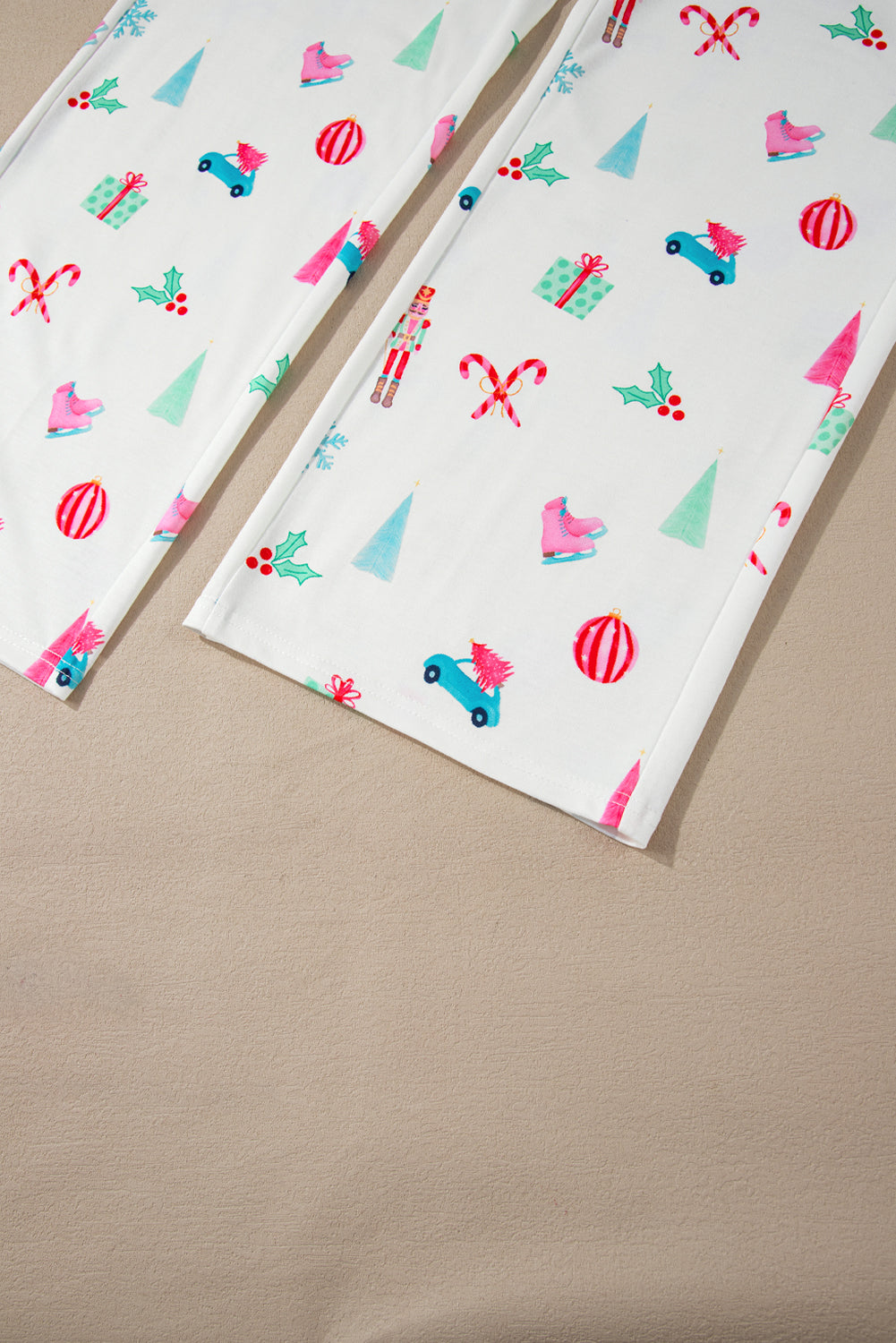 White Christmas Print Shirt and Pants Pyjamas - eAura