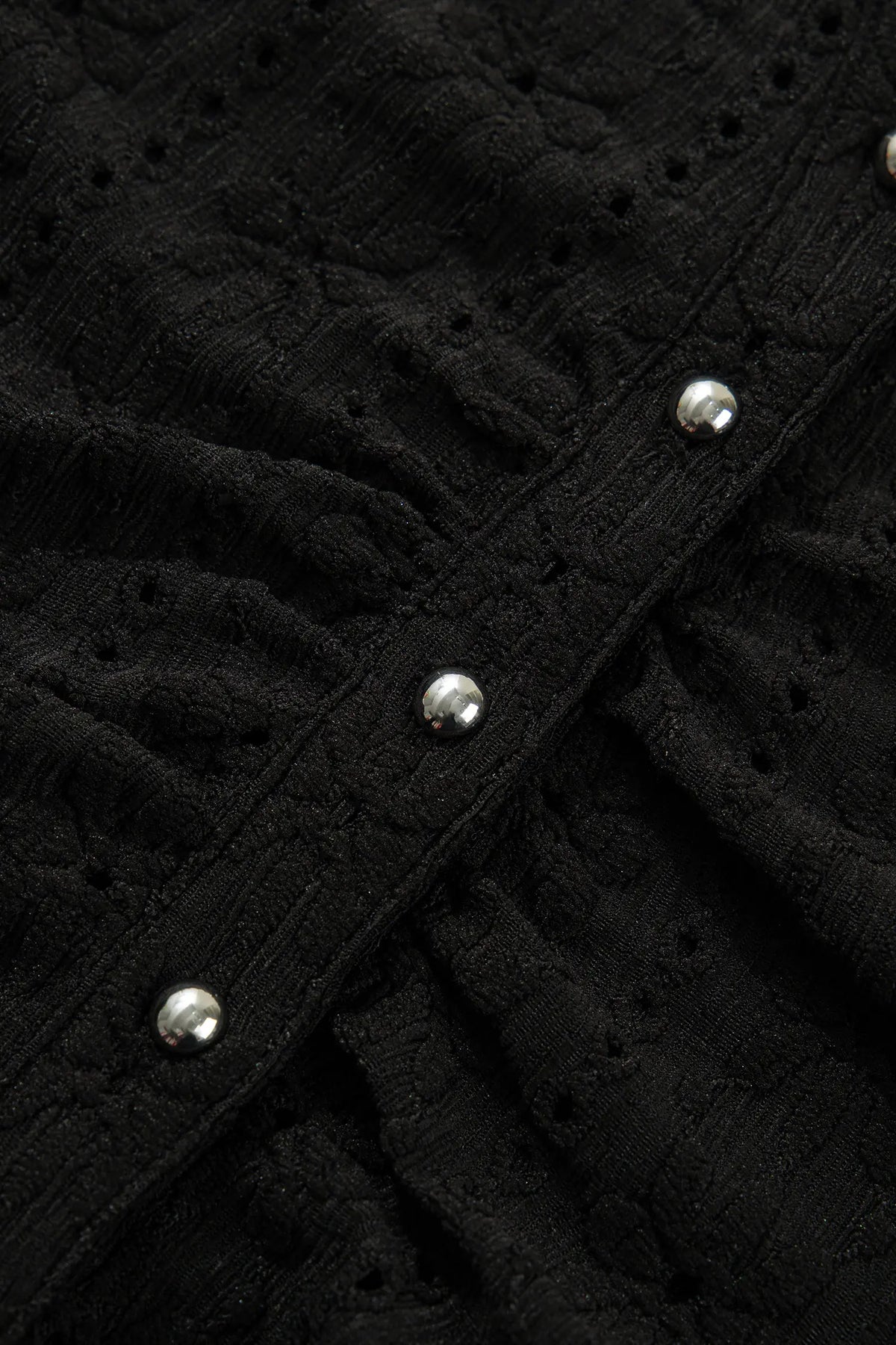 V Neck Floral Knit Long Sleeve Button Front Fit Blouse – Black