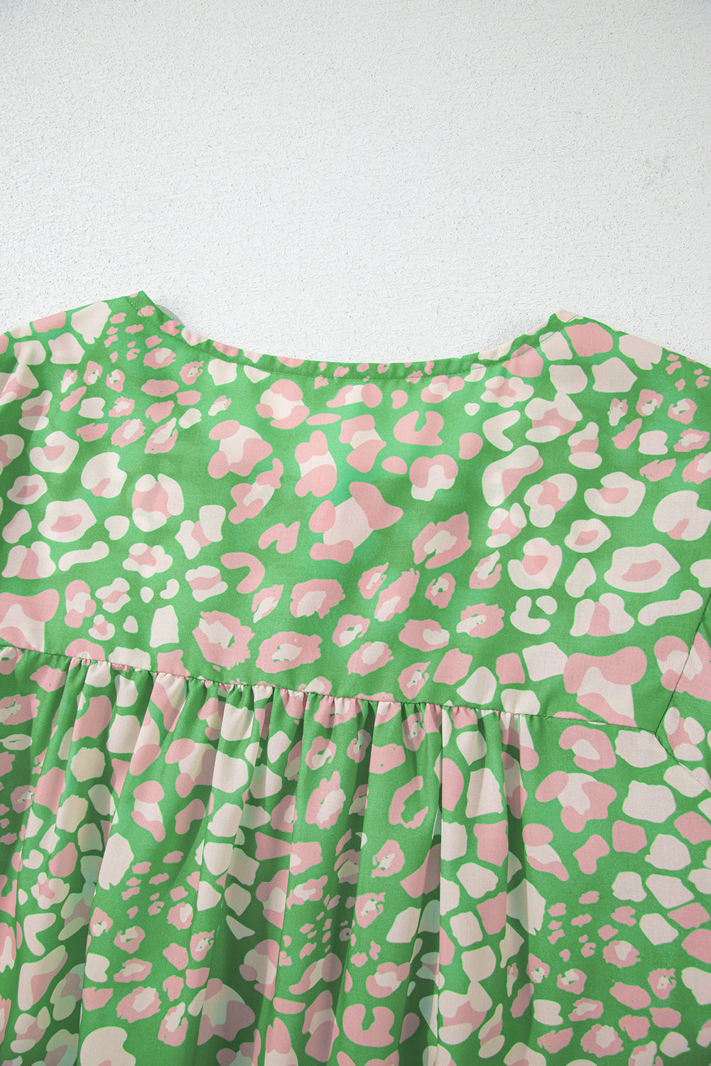 Green Plus Size Floral Tassel Tie Split Neck Puff Sleeve Blouse BB Fashion Outlet