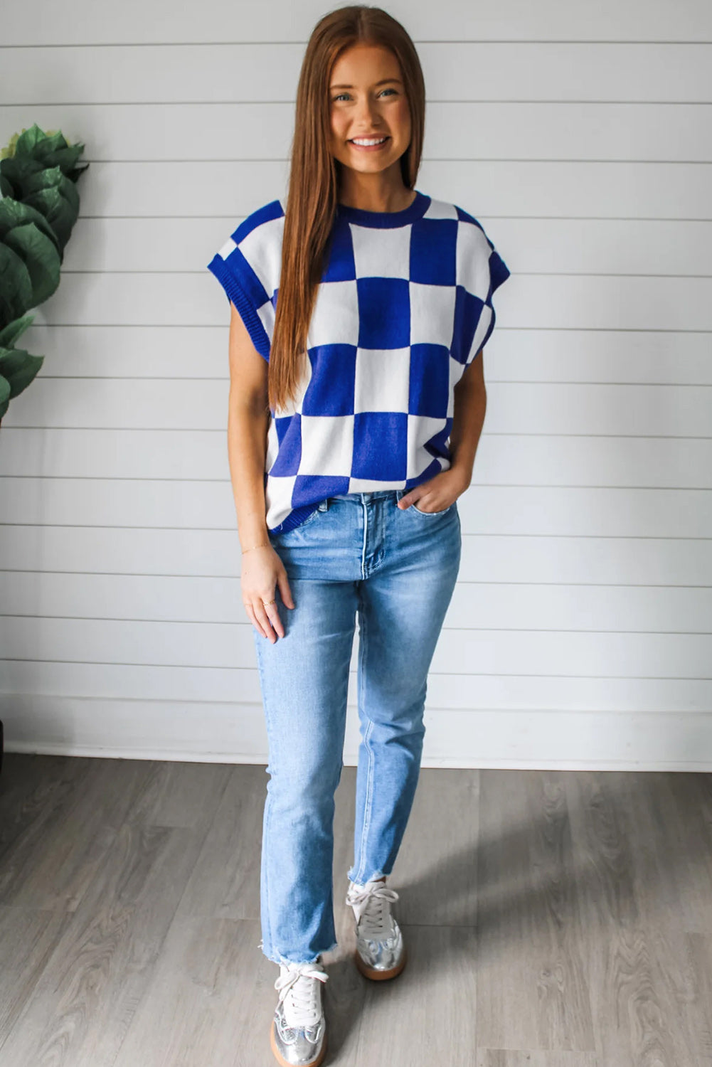 Dark Blue Cherckerboard Round Neck Sweater Vest eAura