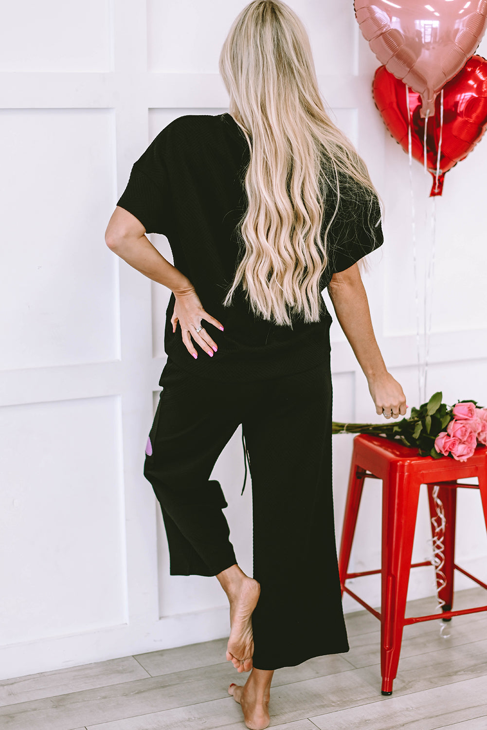 Black Sequin Heart Popping Graphic Textured 2pcs Outfit eAura