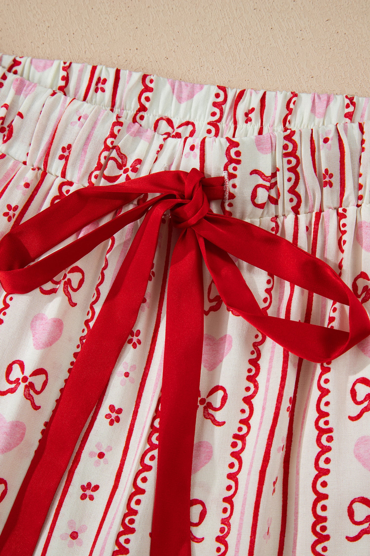 Sweet Floral Heart Bow Print Contrast Trim Long Sleeve Shirt Pajama Short Set – Red