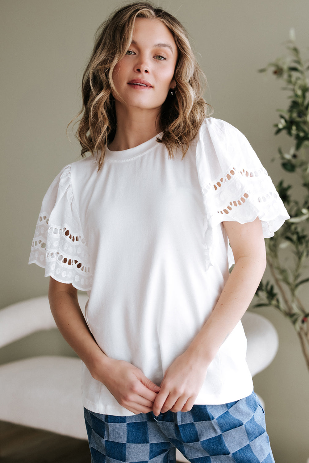 White Hollow Out Embroidered Short Sleeve O Neck Top eAura