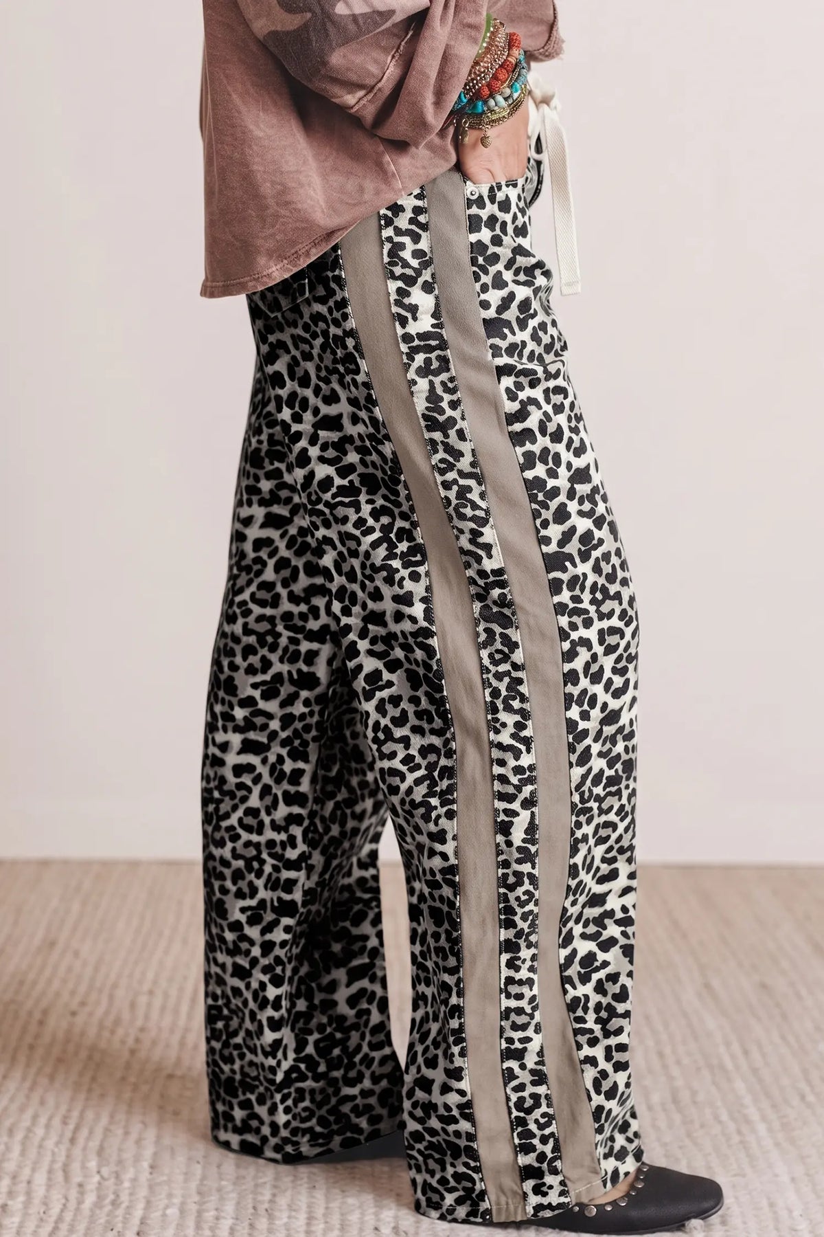 Leopard Print Drawstring Waist Straight Leg Jeans – Khaki