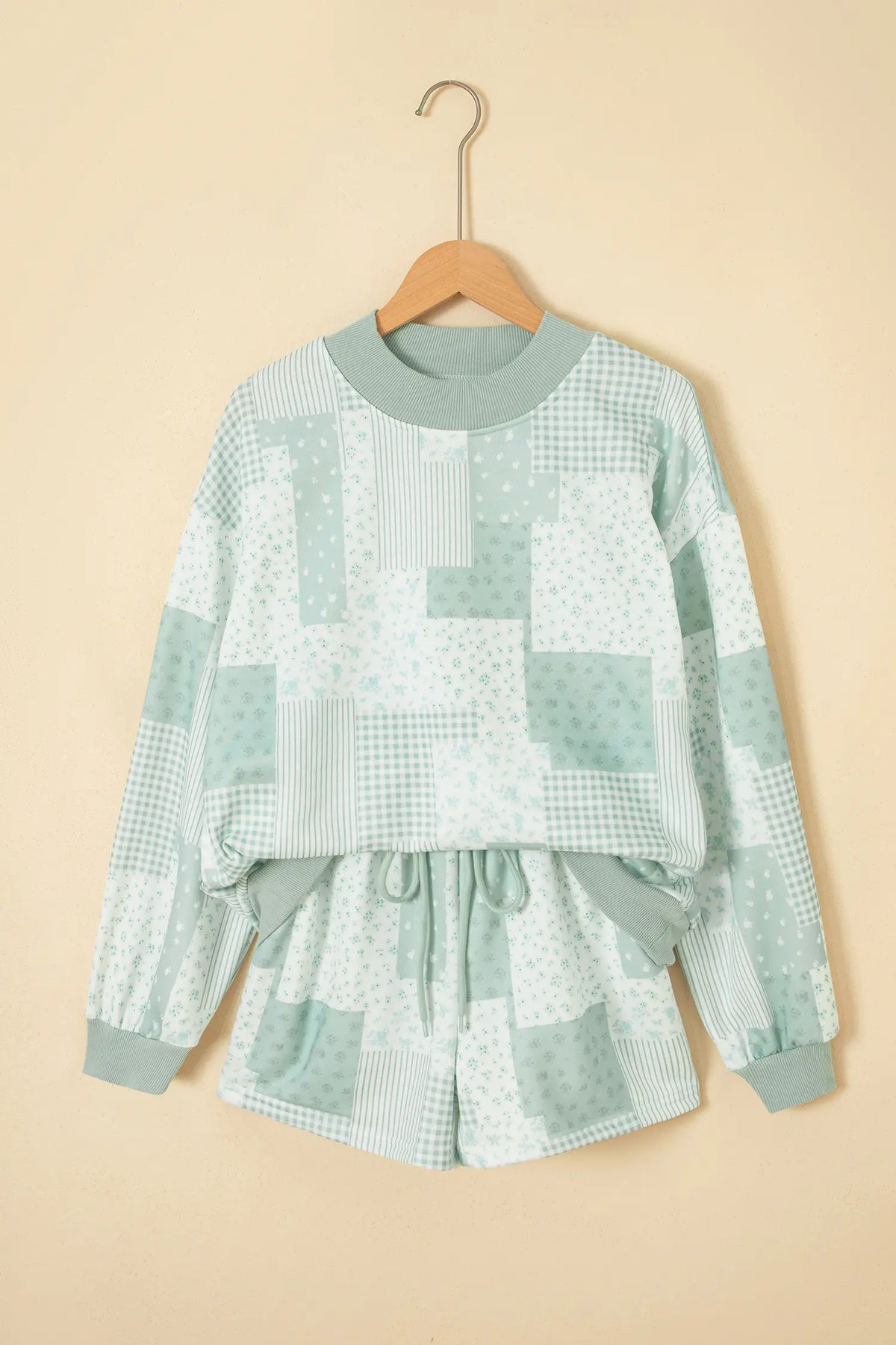 Sky Blue Patchwork Floral Print Drop Shoulder Baggy Pullover Drawstring Shorts Set – Light Blue