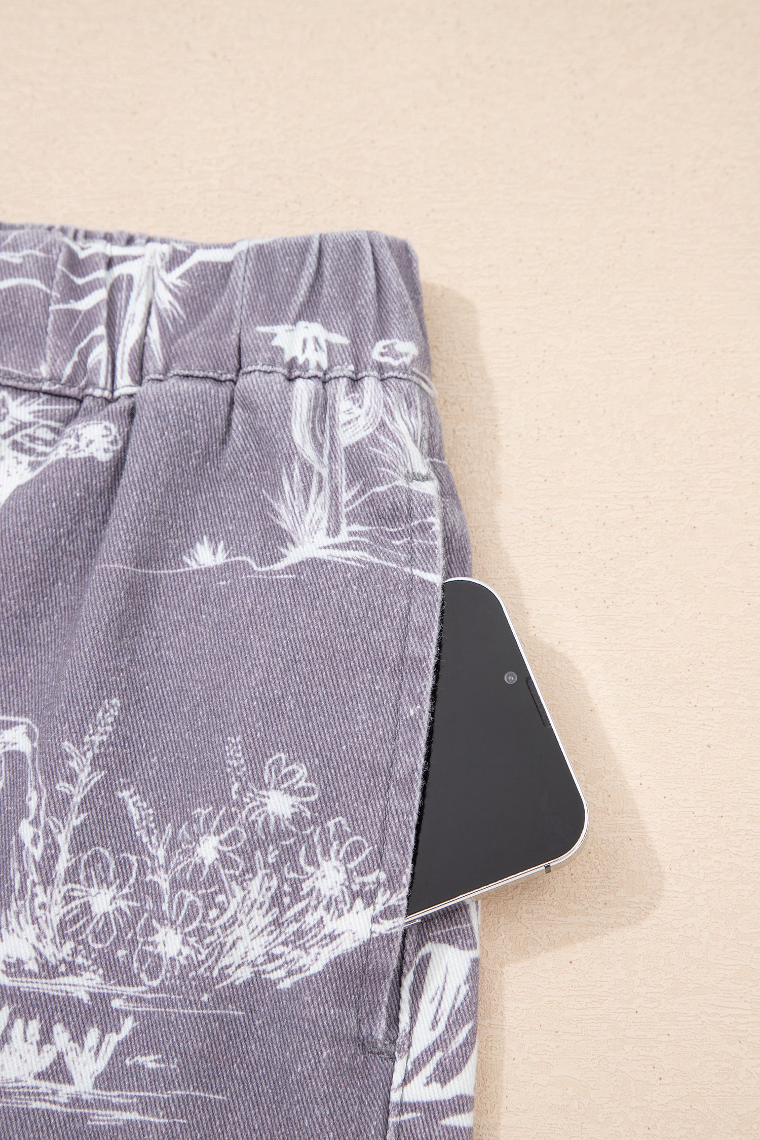 Western Print Elastic Waist Cotton Denim Shorts