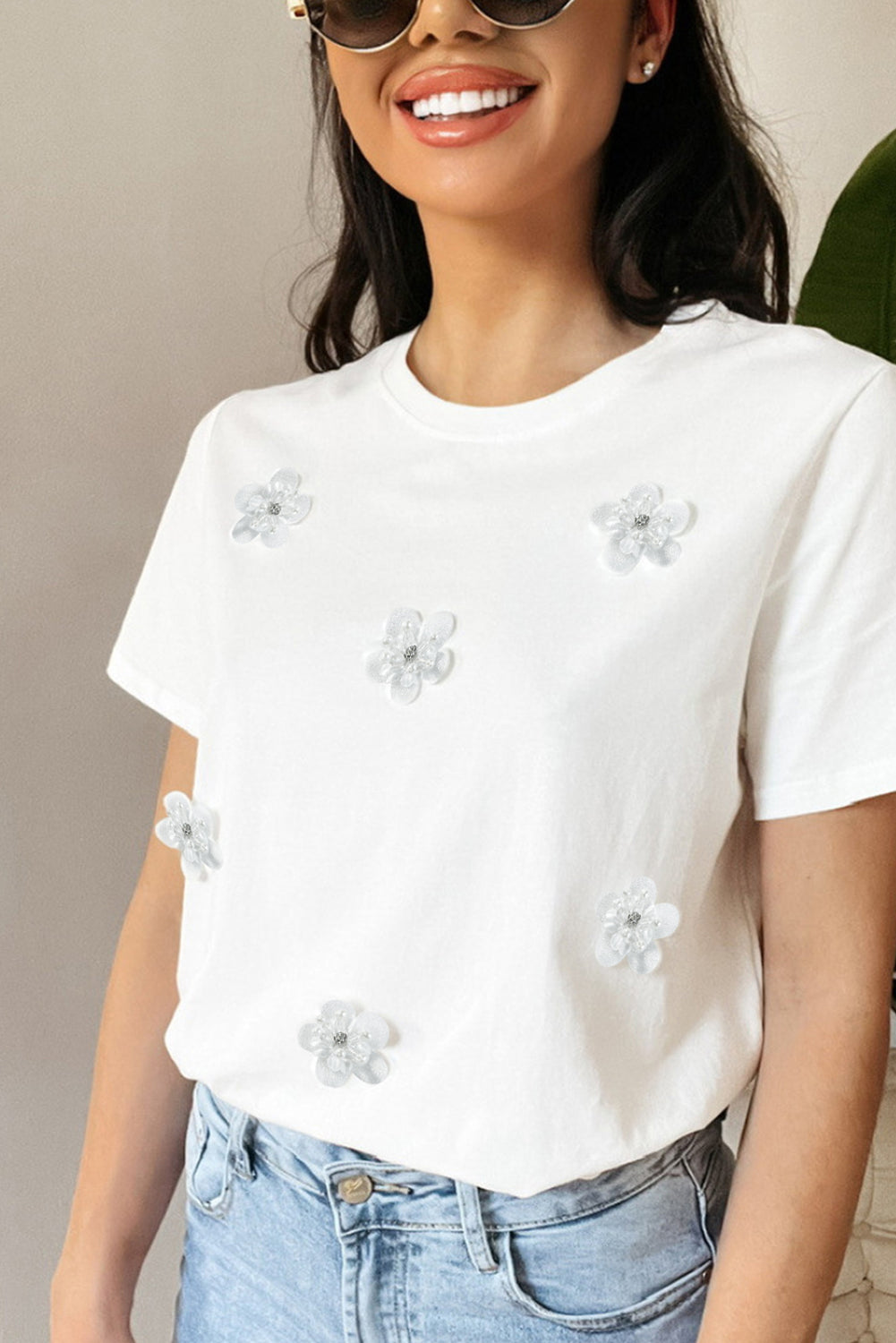 White Flower Applique Round Neck T-shirt BB Fashion Outlet