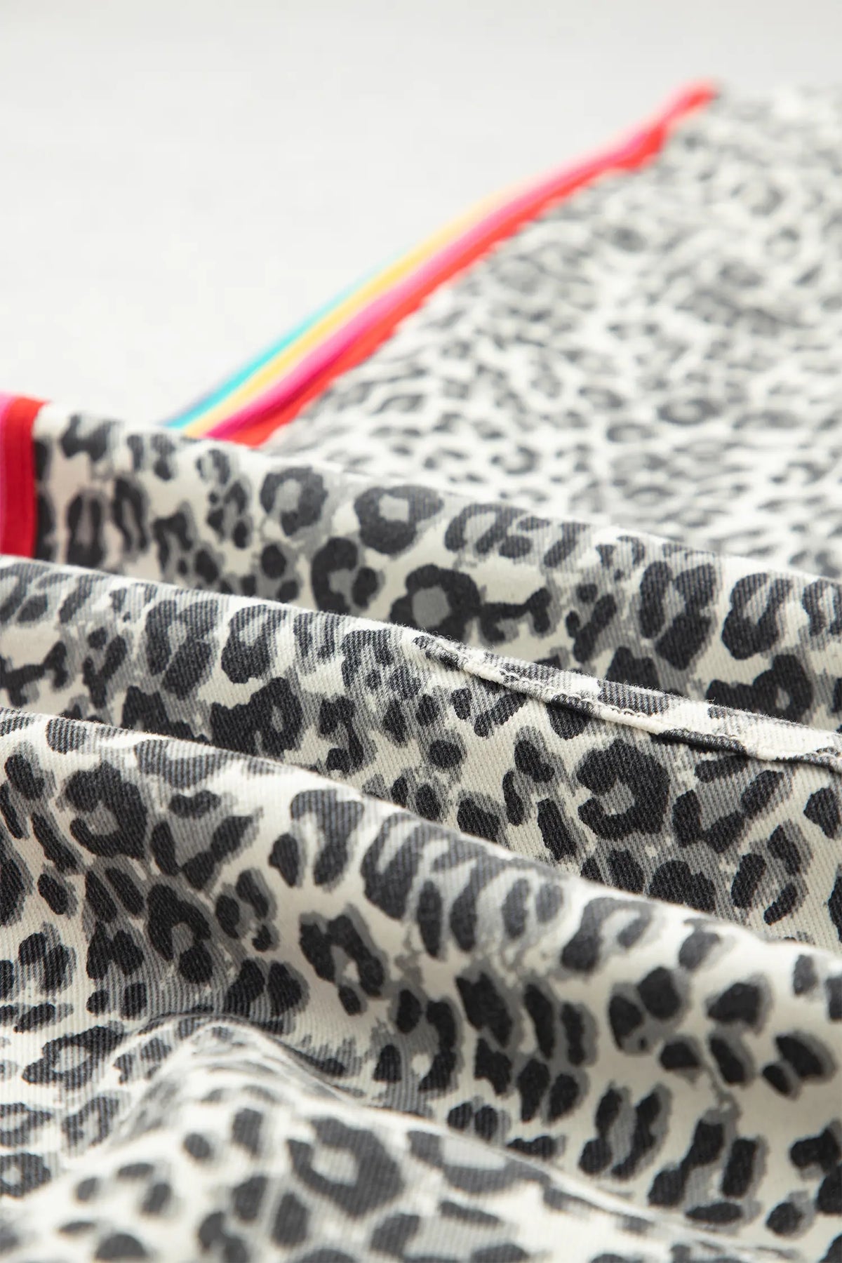 Leopard Print Rainbow Striped Detail Buttoned Loose Jogger Jeans – Brown