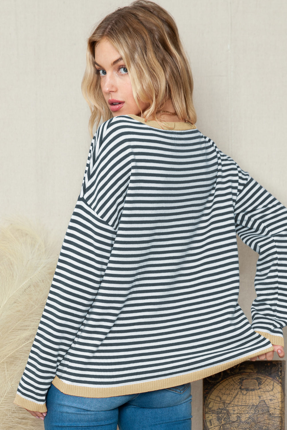 Contrast Trimmed Striped Drop Shoulder Sweater eAura