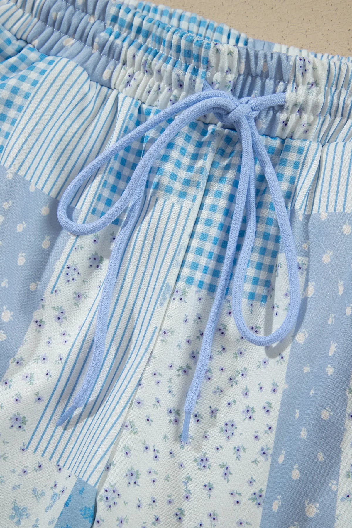 Sky Blue Patchwork Floral Print Drop Shoulder Baggy Pullover Drawstring Shorts Set – Light Blue