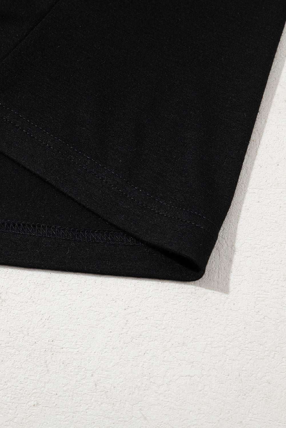 Black Leopard Print Patchwork Ruffled Sleeve V-Neck T-Shirt - eAura