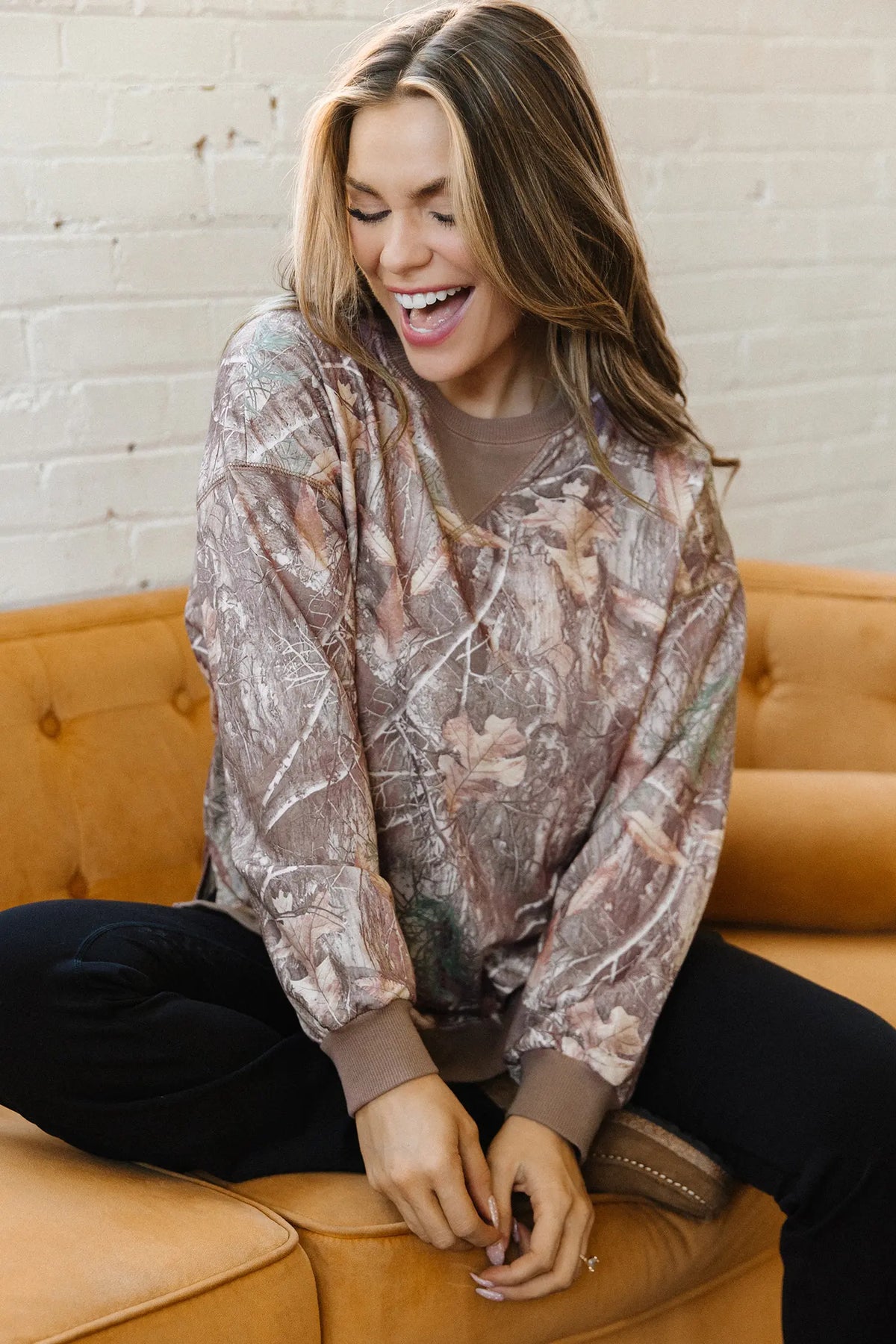 Abstract Camo Print Colour Block Detail Baggy Pullover Sweatshirt – Brown