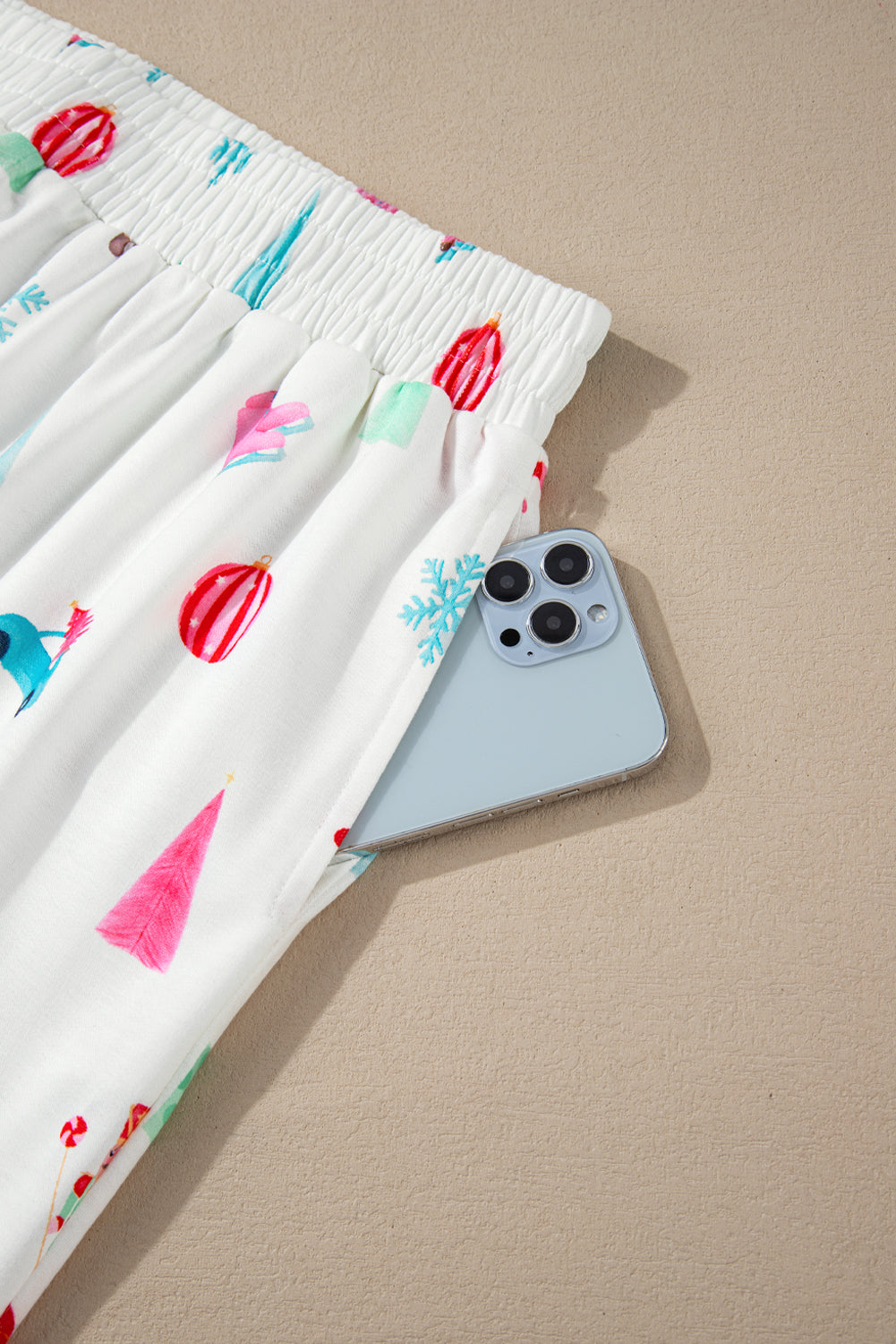 White Christmas Print Shirt and Pants Pyjamas - eAura