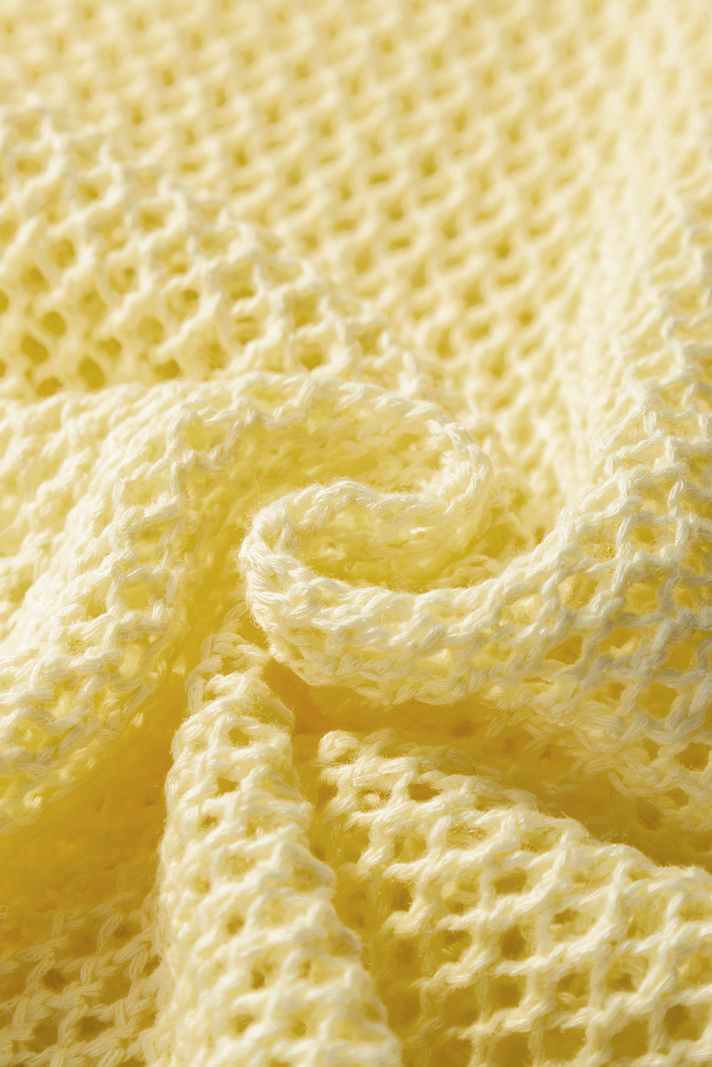 Yellow Solid Colour Hollowed Knit Round Neck Sweater Vest eAura