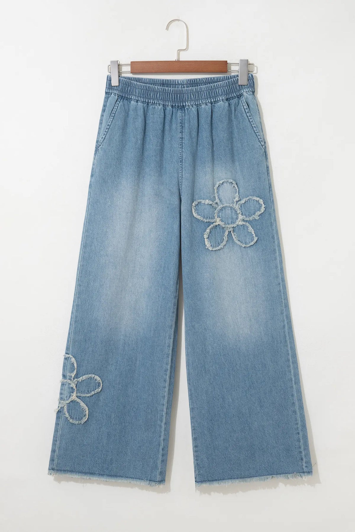 Beau Frayed Floral Patch Wide Leg Raw Hem Wide Leg Jeans – Blue