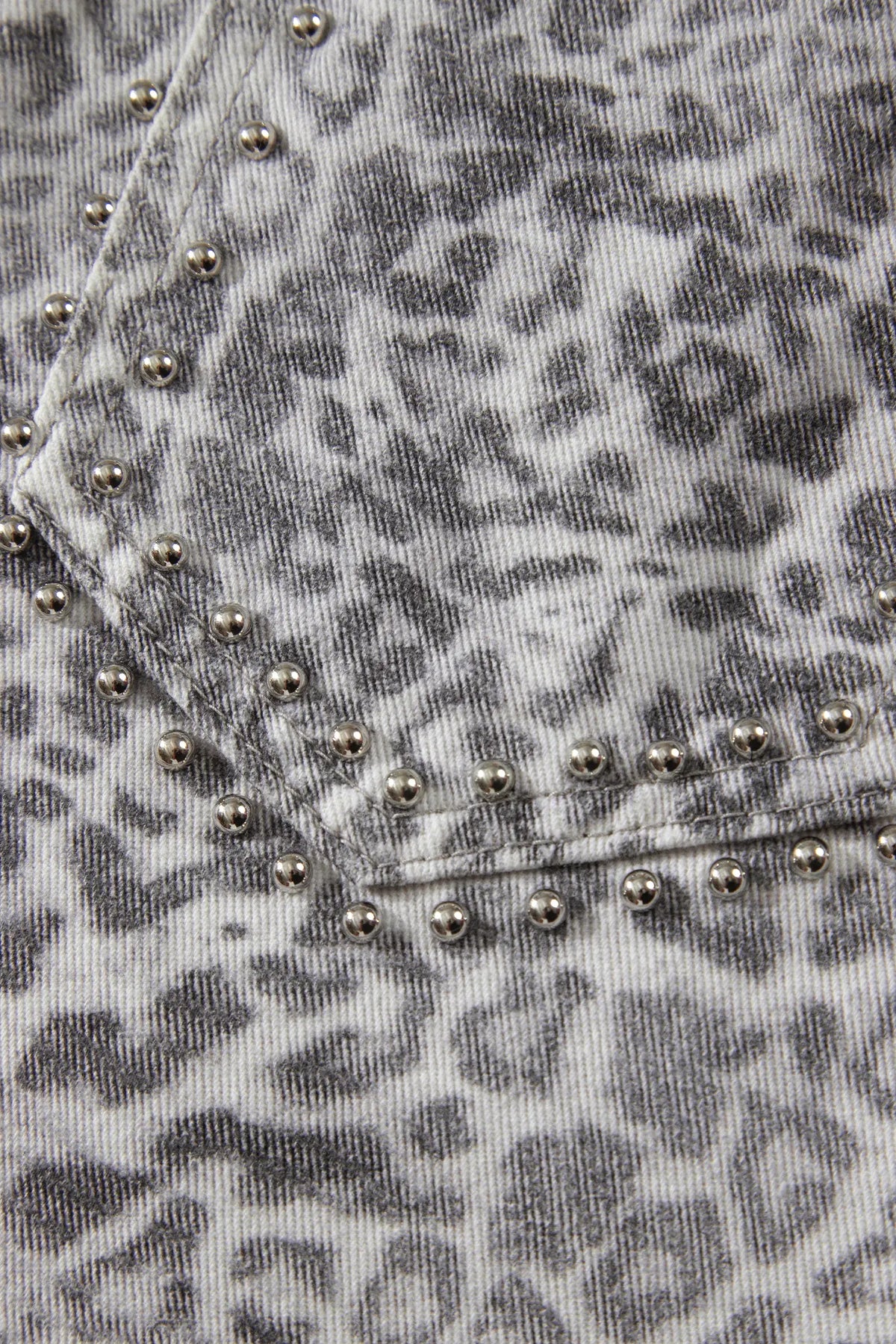 Leopard Print Studded Collar Studded Patch Pocket Denim Jacket – Khaki