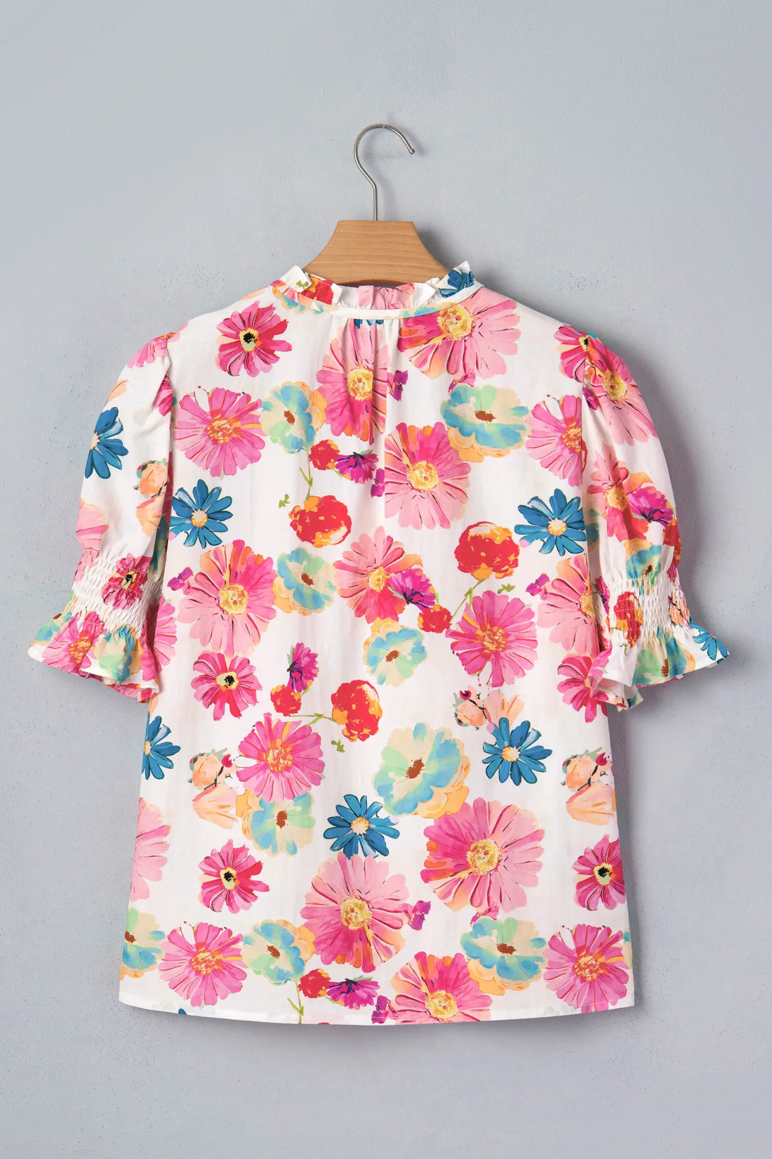 Vibrant Summer Floral Tie V-Neck Short Puff Sleeve Blouse